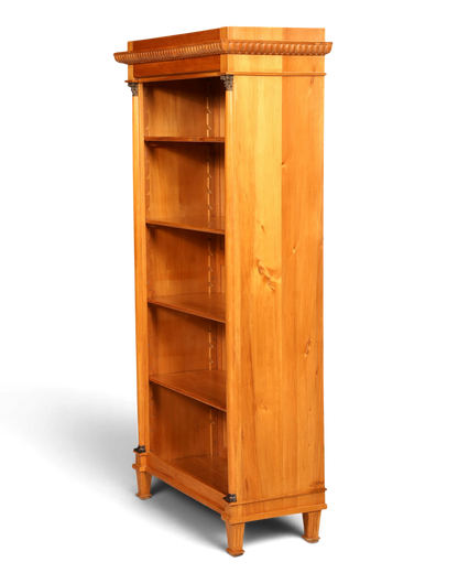 Traumhaftes Regal im Biedermeier Stil Antik Bücherregal Weichholz Buchablage