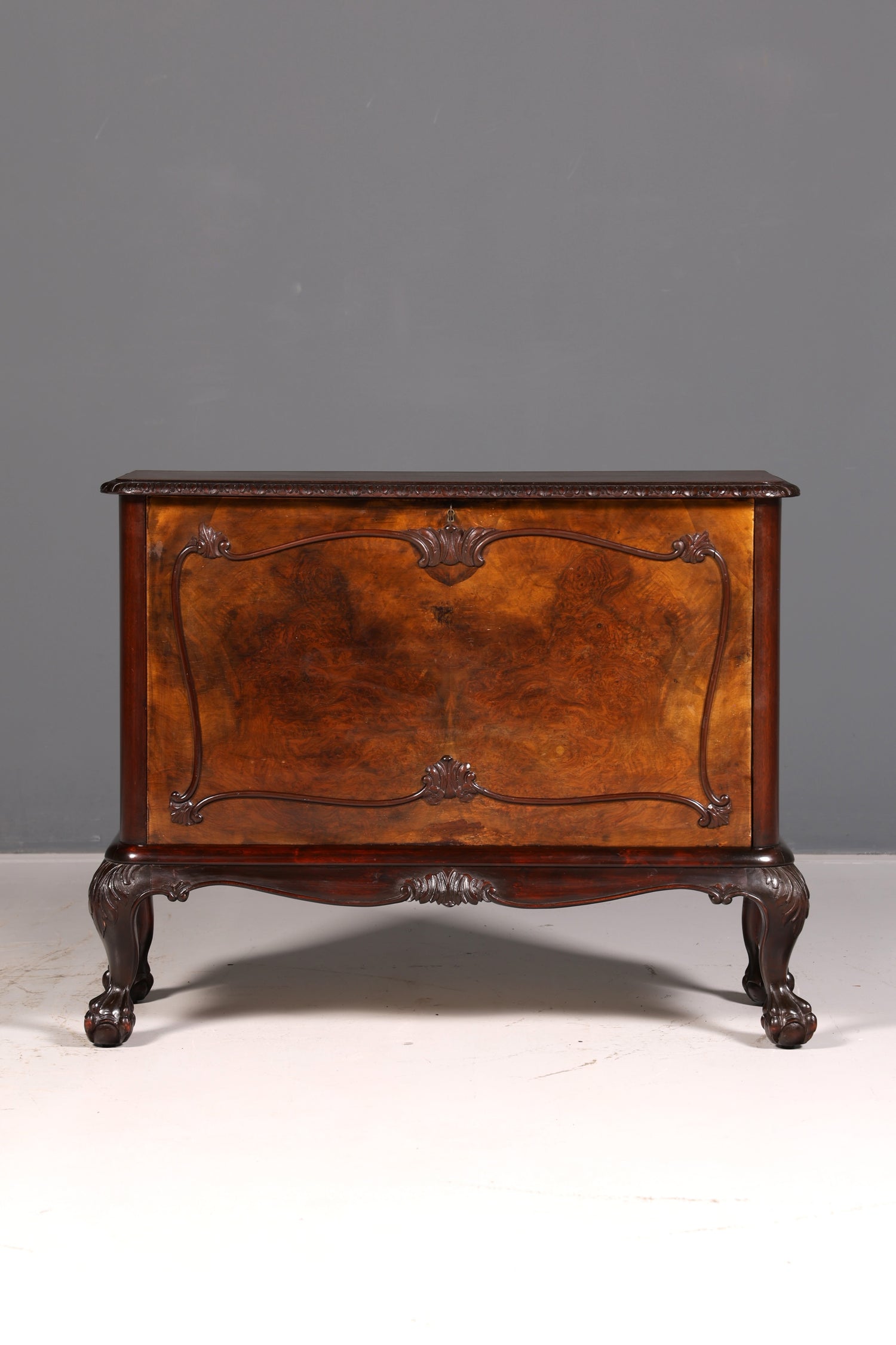 Prachtige Chippendale-kast in barokstijl, klapbare kast, commode, kist, antiek massief hout