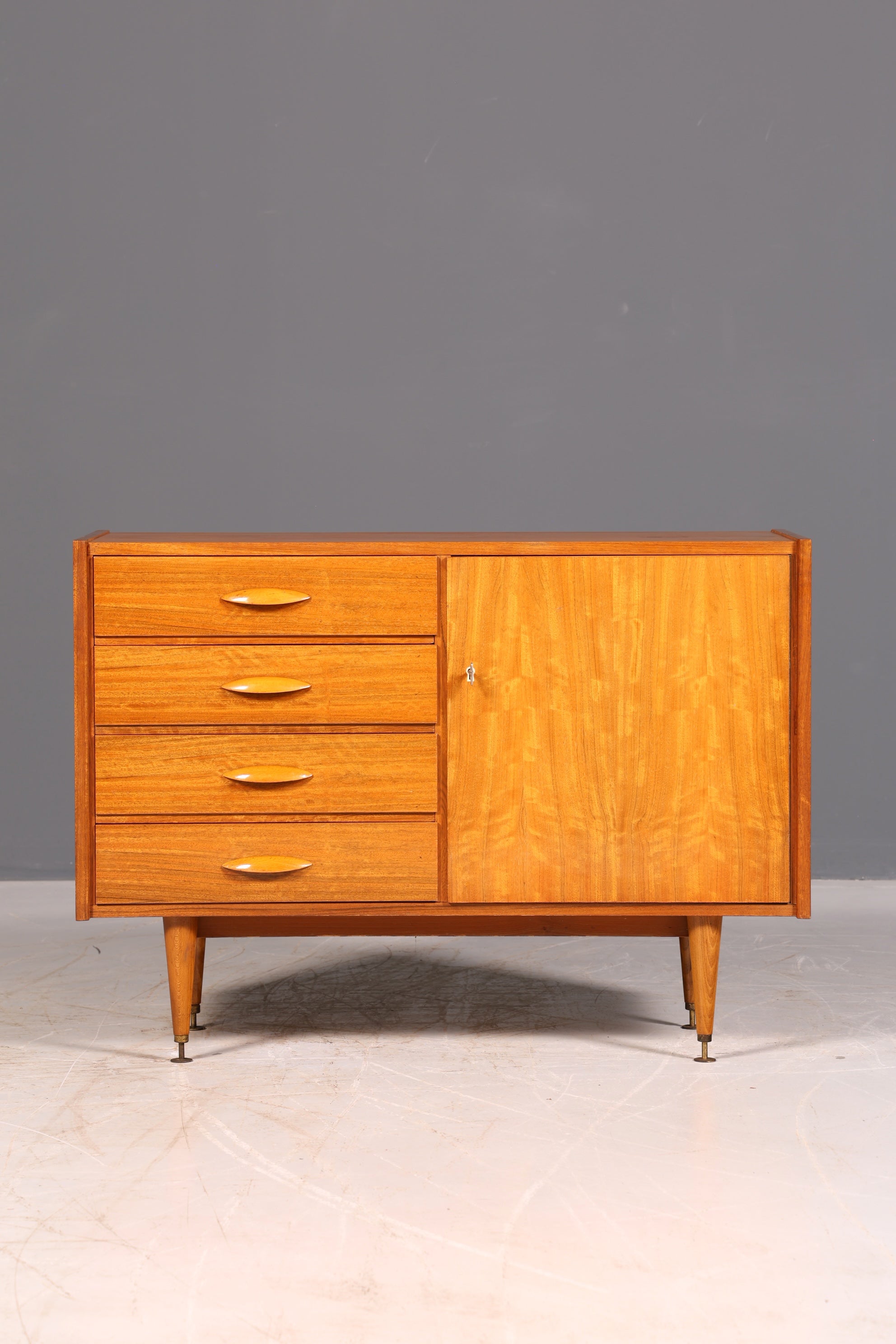 Wunderschönes Mid Century Sideboard Vintage Kommode 60er Schrank Flur Kommode echt Holz