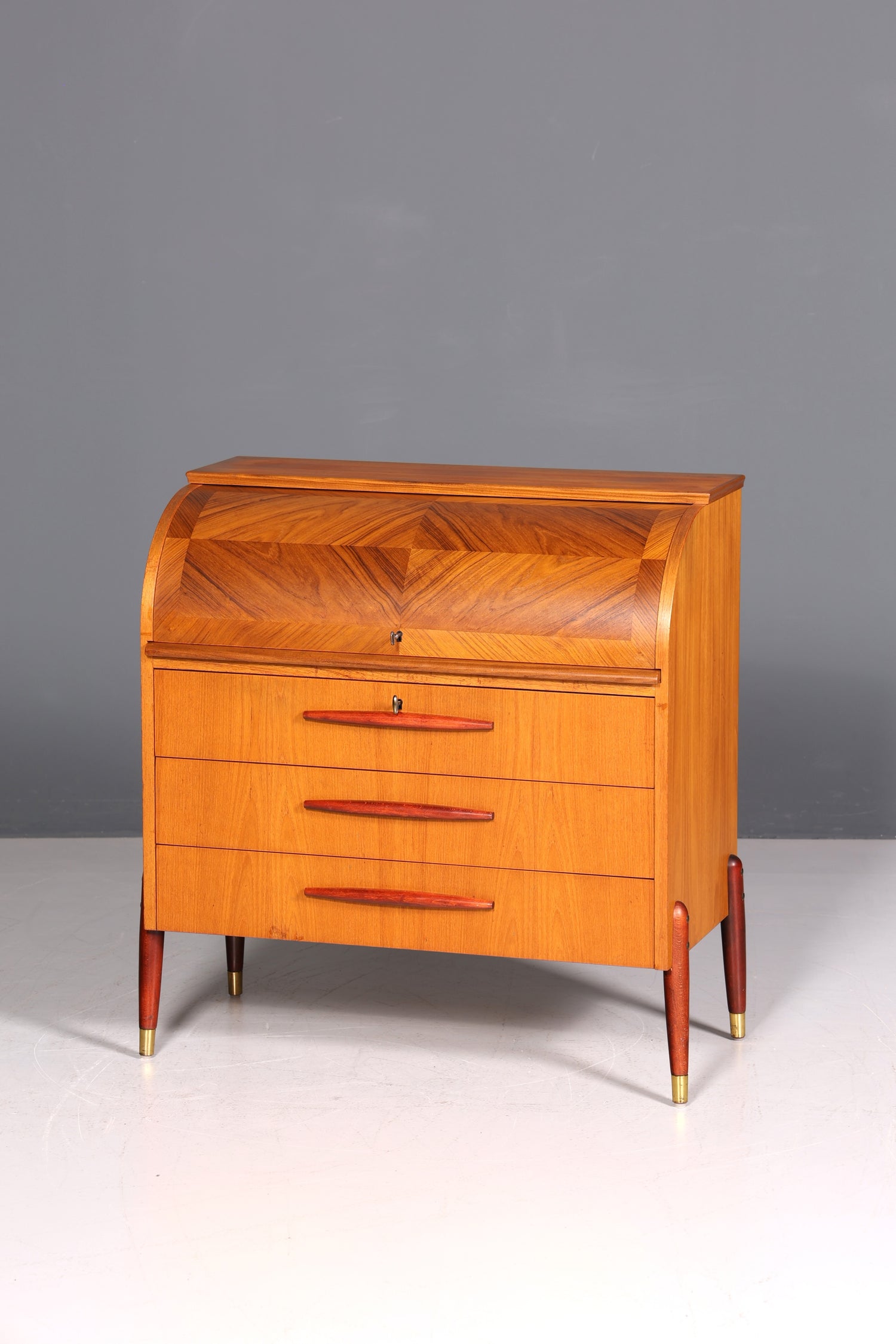 Schlichter Mid Century Rollladen Sekretär von Bröderna Gustafssons Büro Schrank Schreibkommode 60s Schreibmöbel