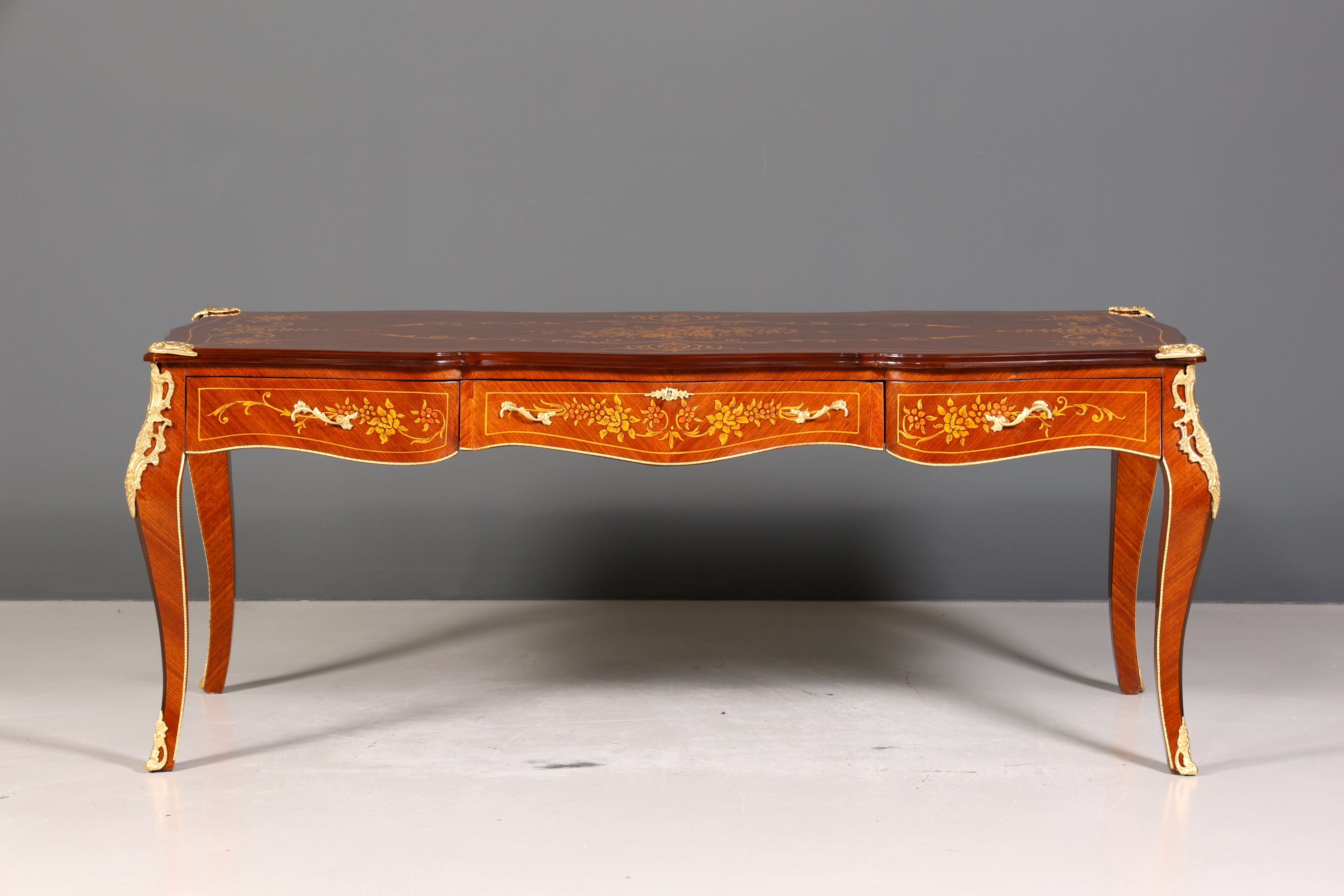 Prächtiger XXL Louis XV Stil Schreibtisch French Desk Antik Intarsien Bürotisch Office Table