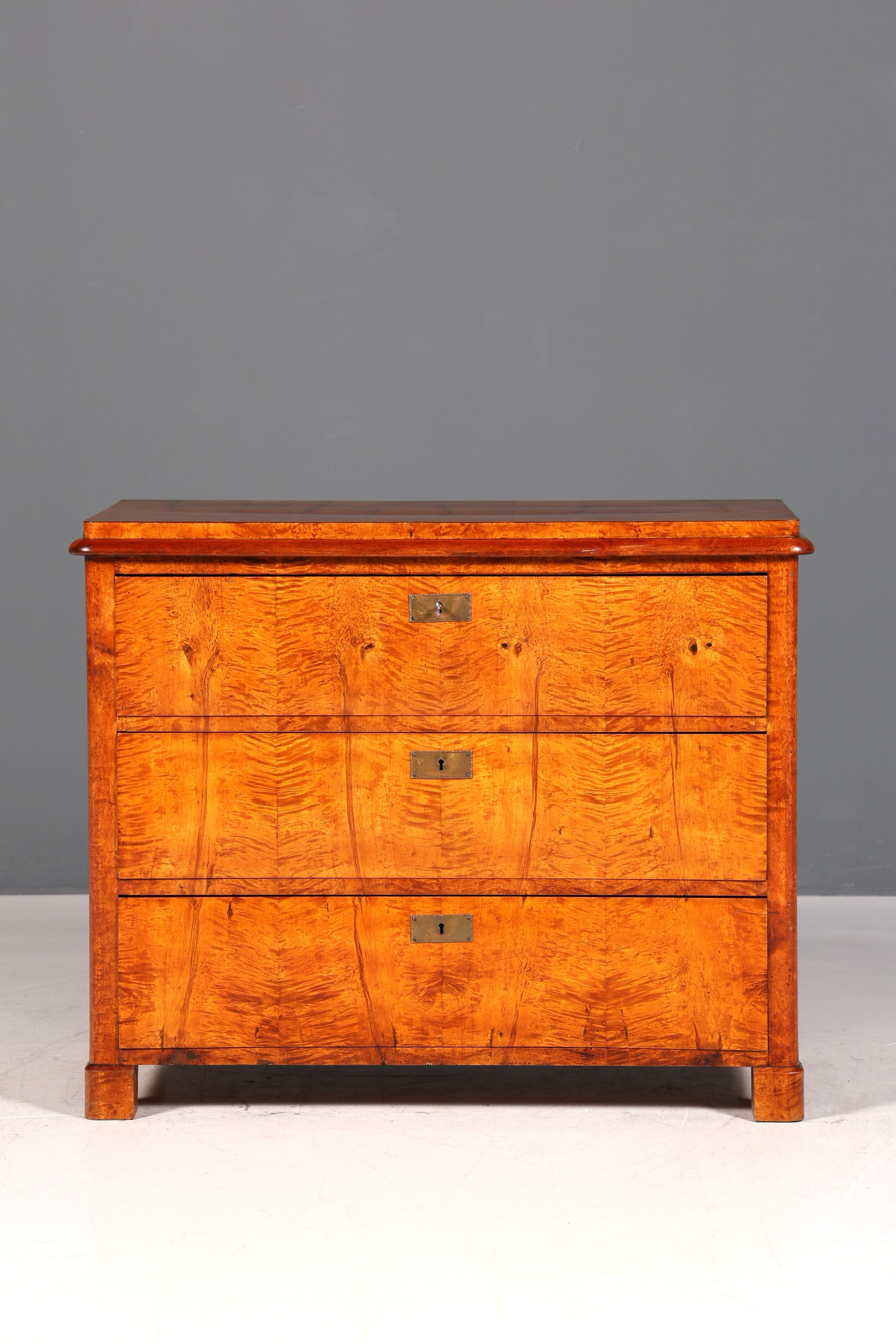 Beautiful Biedermeier Louis Philippe antique chest of drawers, linen chest