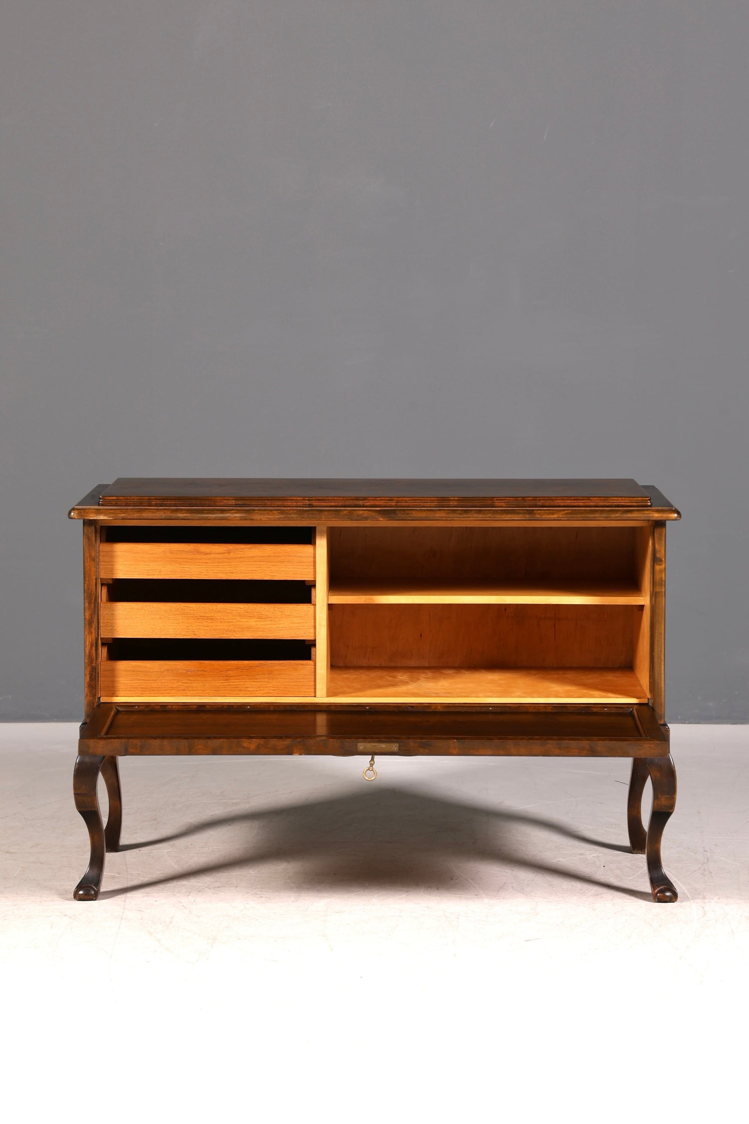 Traumhaftes Chippendale Schrank Barock Stil Vertiko Highboard Antik 50s 60s Kommode