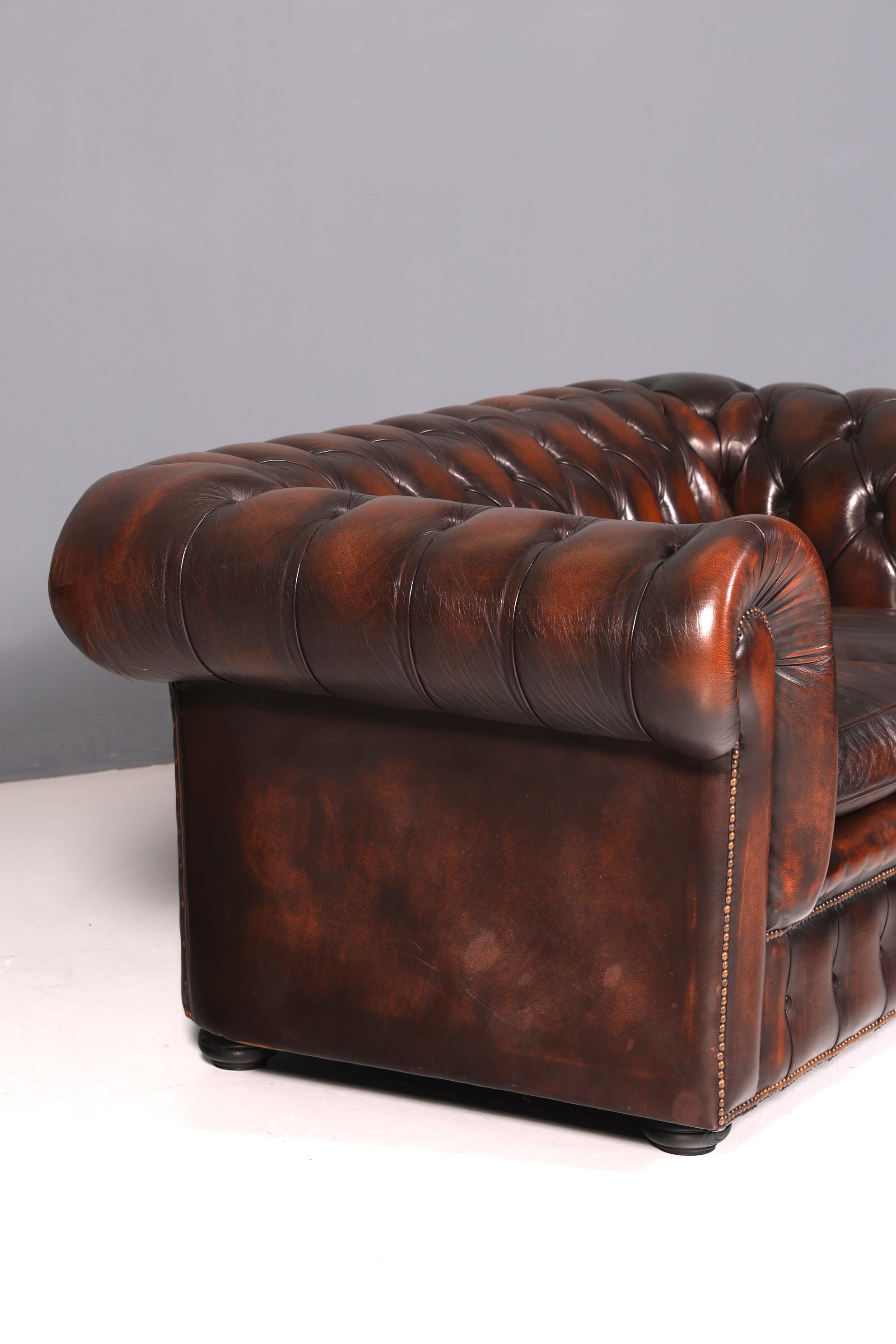 Wunderschönes Original Chesterfield Sofa 2-Sitzer Couch Echt Leder Englisch Polstersofa