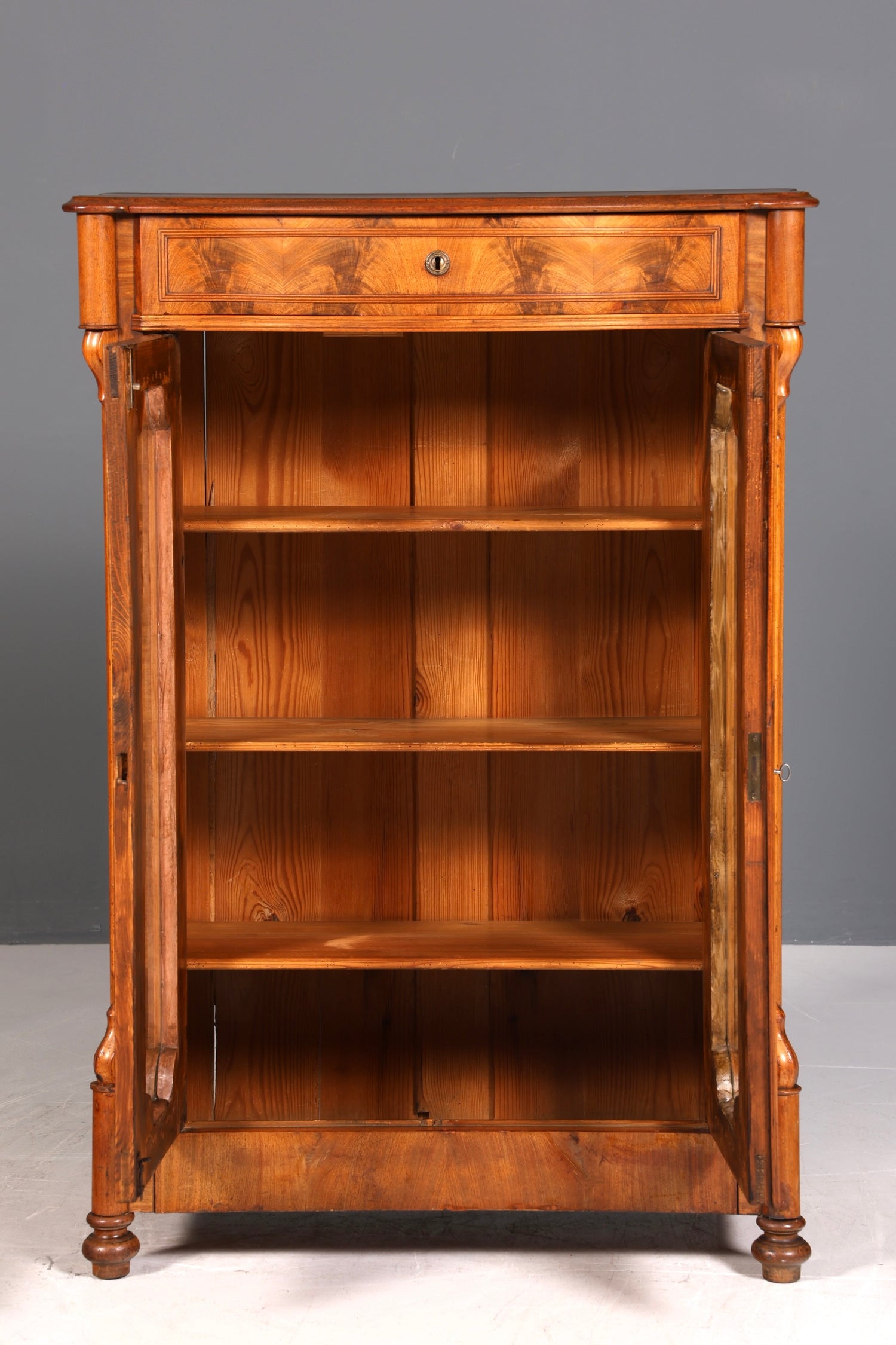 Fantastic Louis Philippe showcase antique Biedermeier cabinet made of real wood around 1880