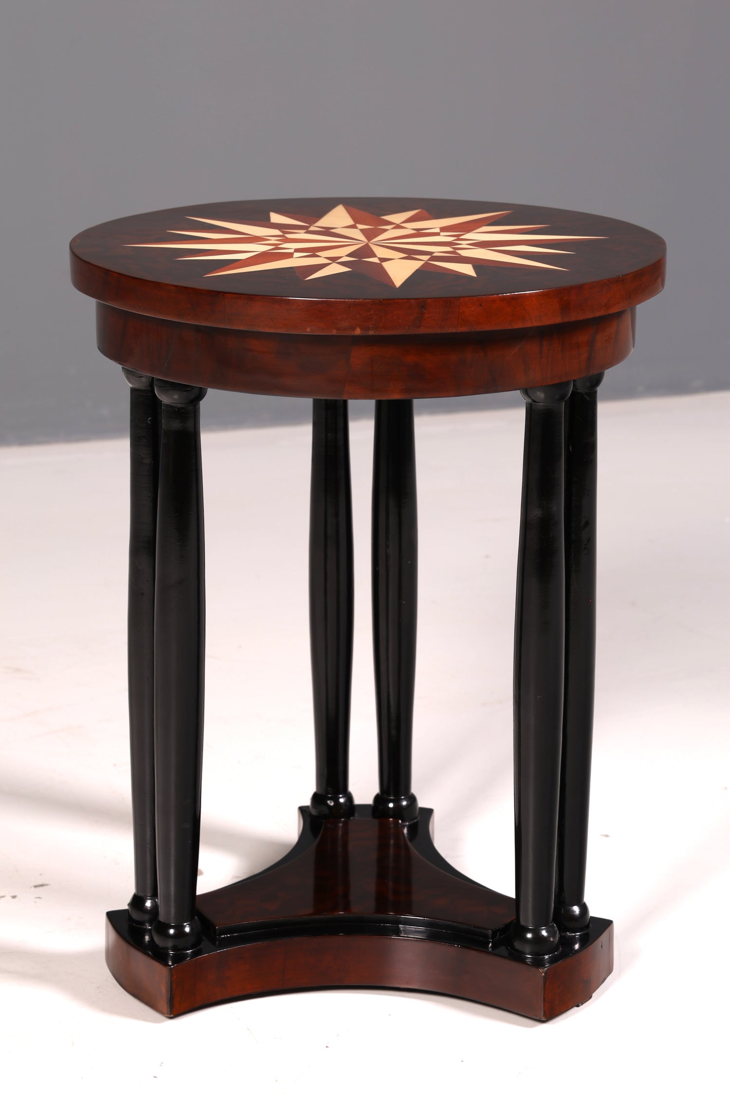 Wunderschöner Art Deco Stil Tisch Luxus Couchtisch Ablagetisch Beistelltisch Rund Echt Holz Vintage
