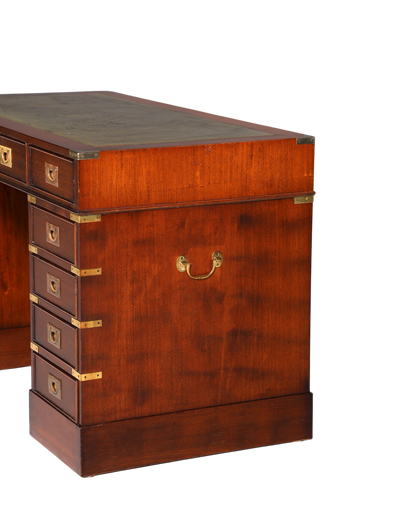 Stilvoller Maritimer Schreibtisch Englischer Military Bürotisch Office Table mit echt Lederauflage