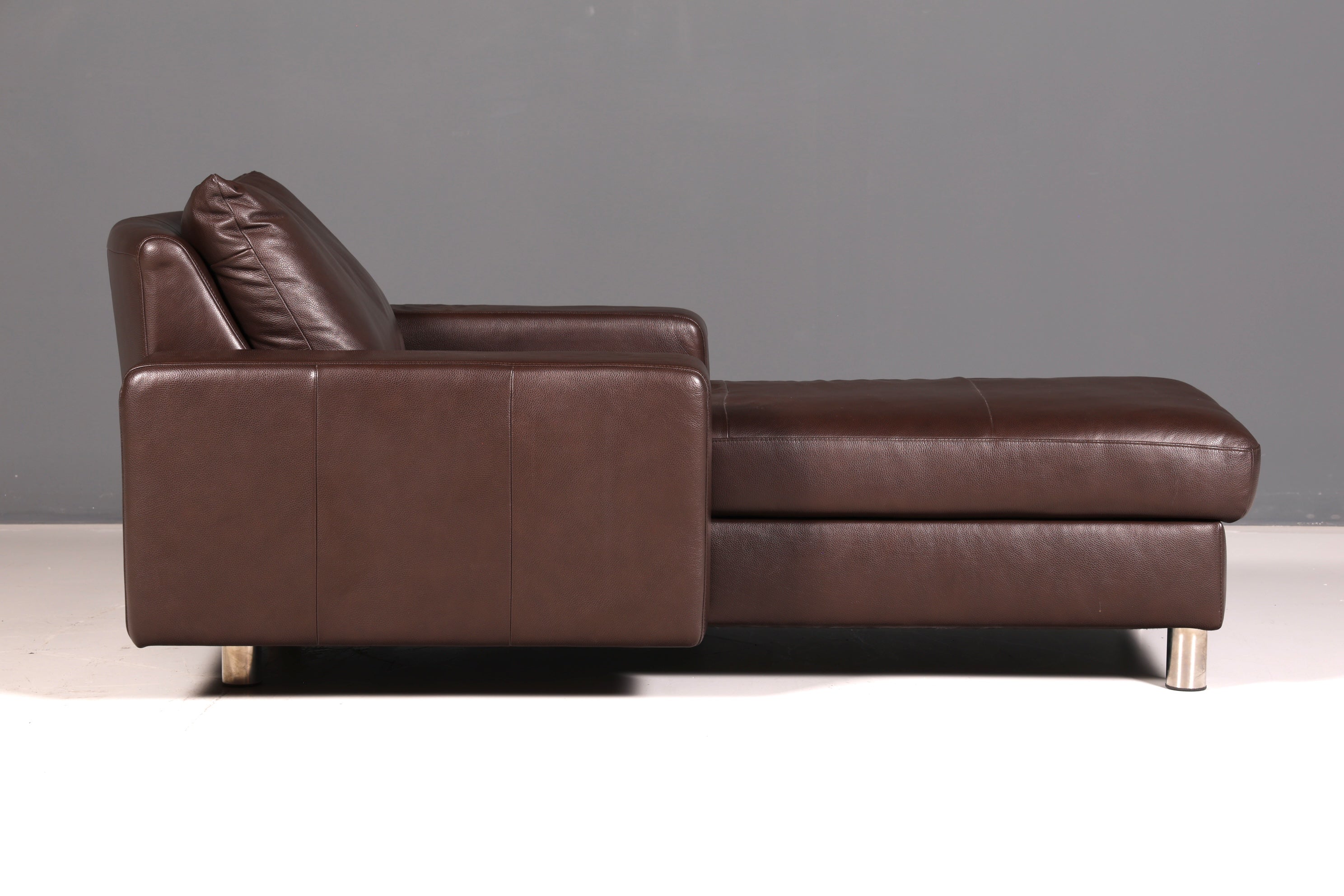 Prachtige Stressless E200 chaise longue van echt leer, bruin, longchair, ottomane, leren bank, relaxfauteuil, vintage