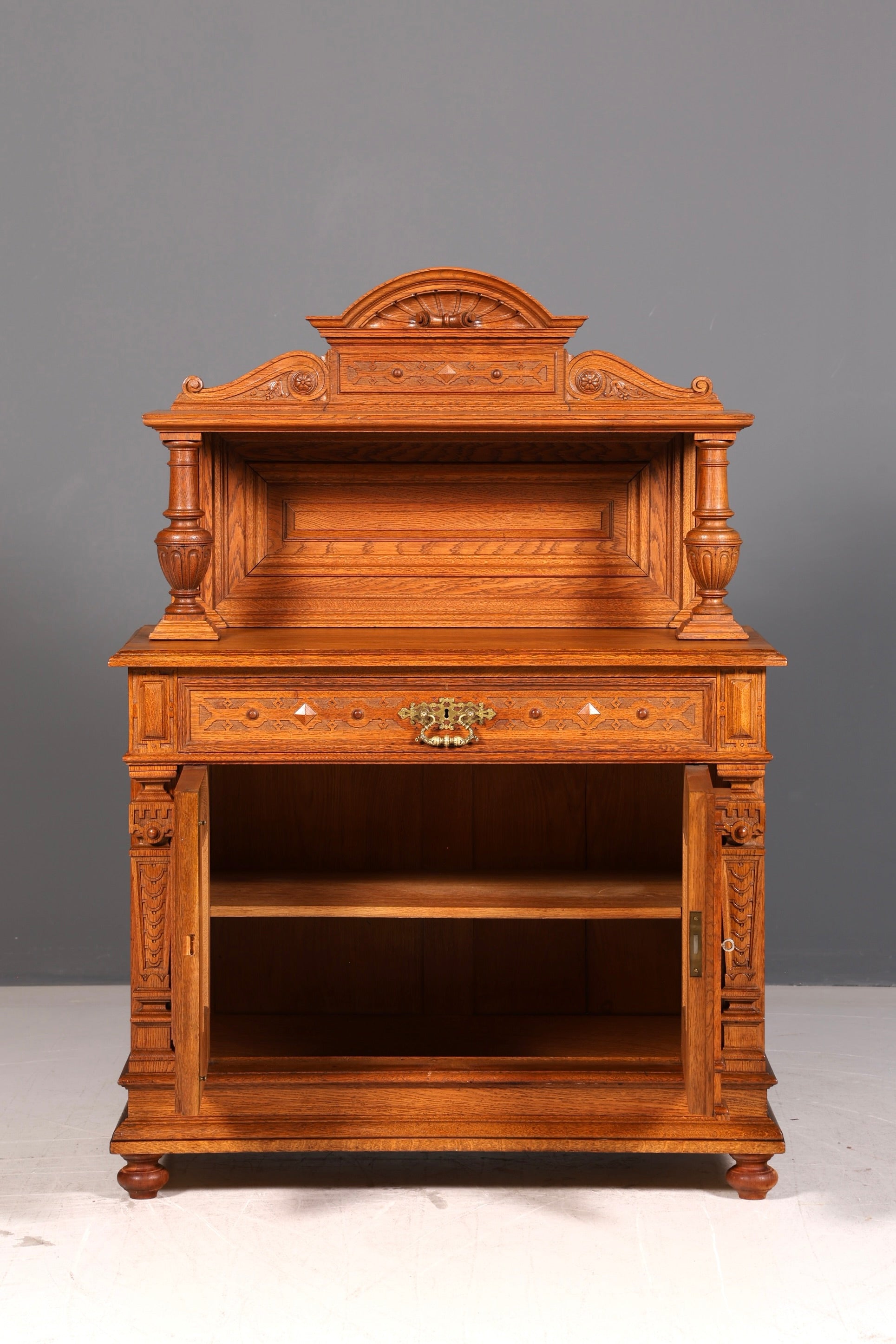 Wunderschönes Gründerzeit Buffet Eiche Anrichte Aufsatz Kommode Antik Sideboard Vertiko um 1890 Vintage