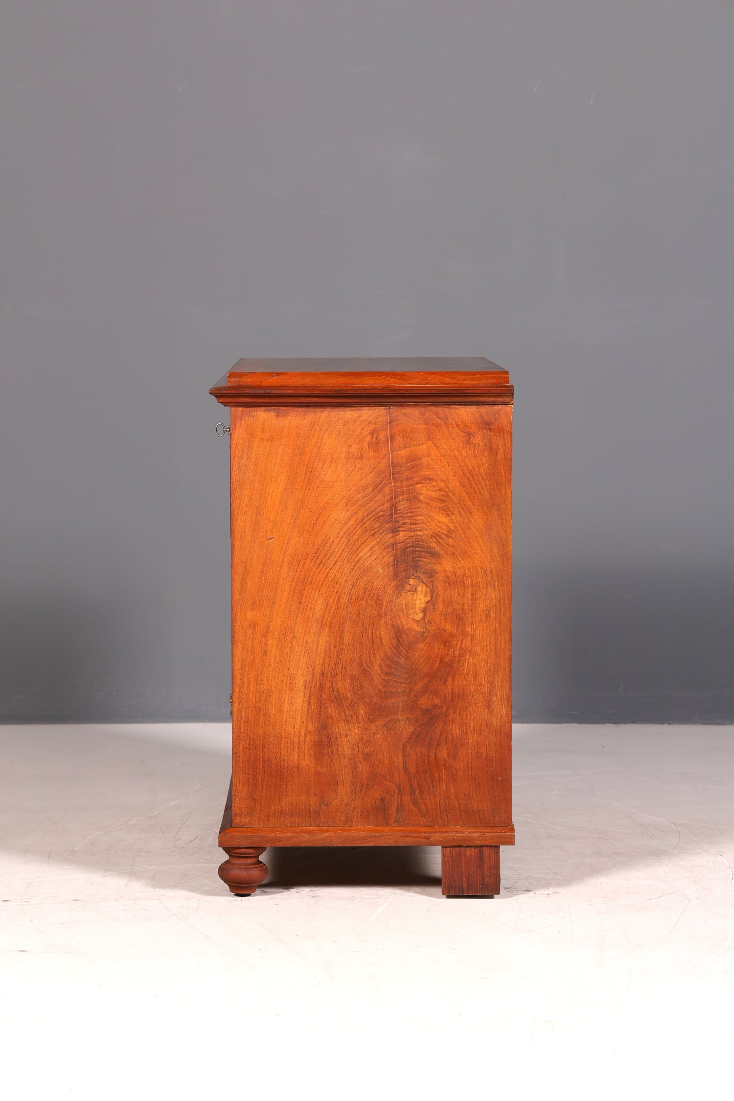 Elegante Gründerzeit Kommode Jugendstil Sideboard Antik Schubladenkommode Wäschekommode