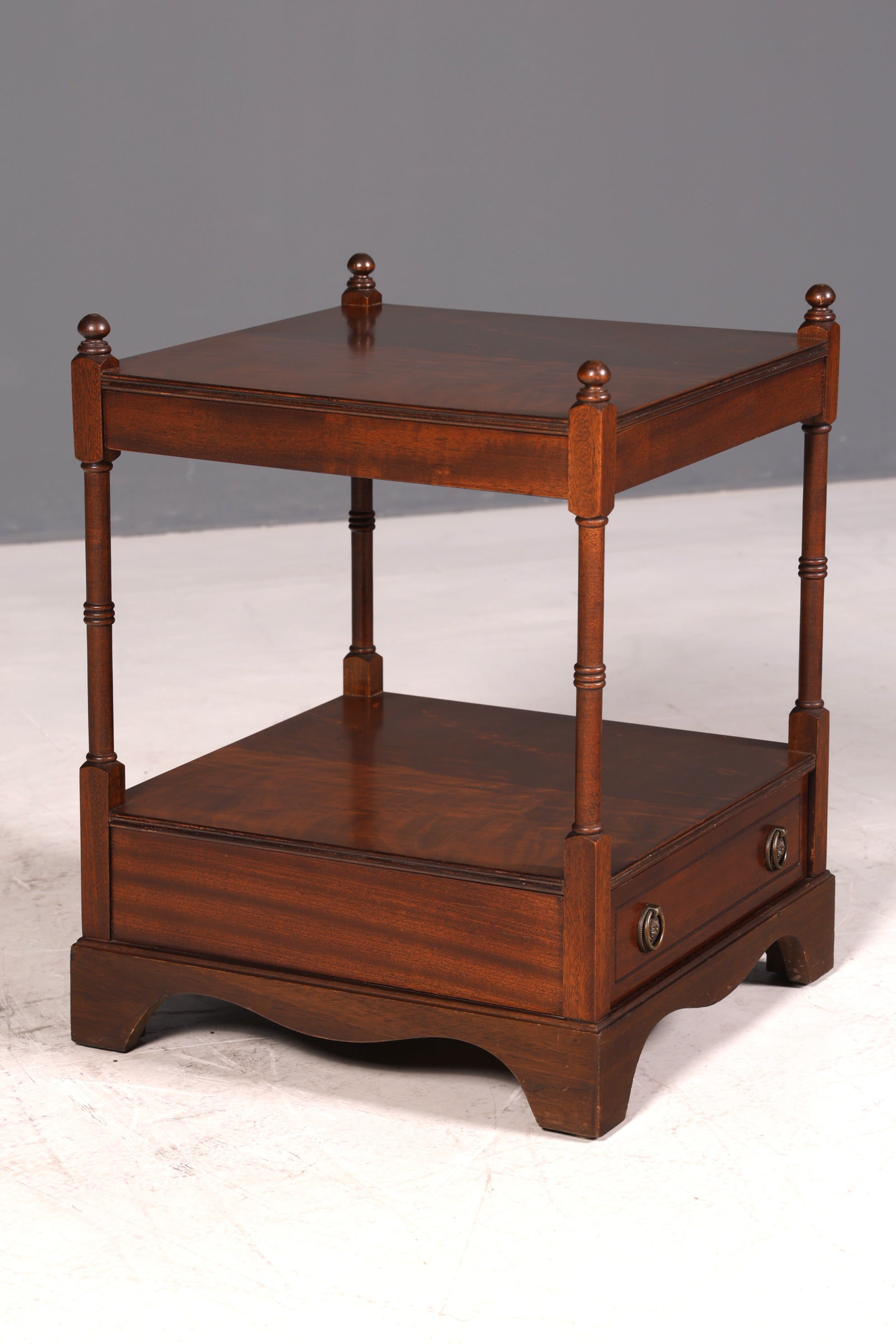 G145 Finish cm Traumhafter Englischer Tisch Couchtisch Englisch Antik Stil Mahagoni Ablagetisch Empire Stil Beistelltisch