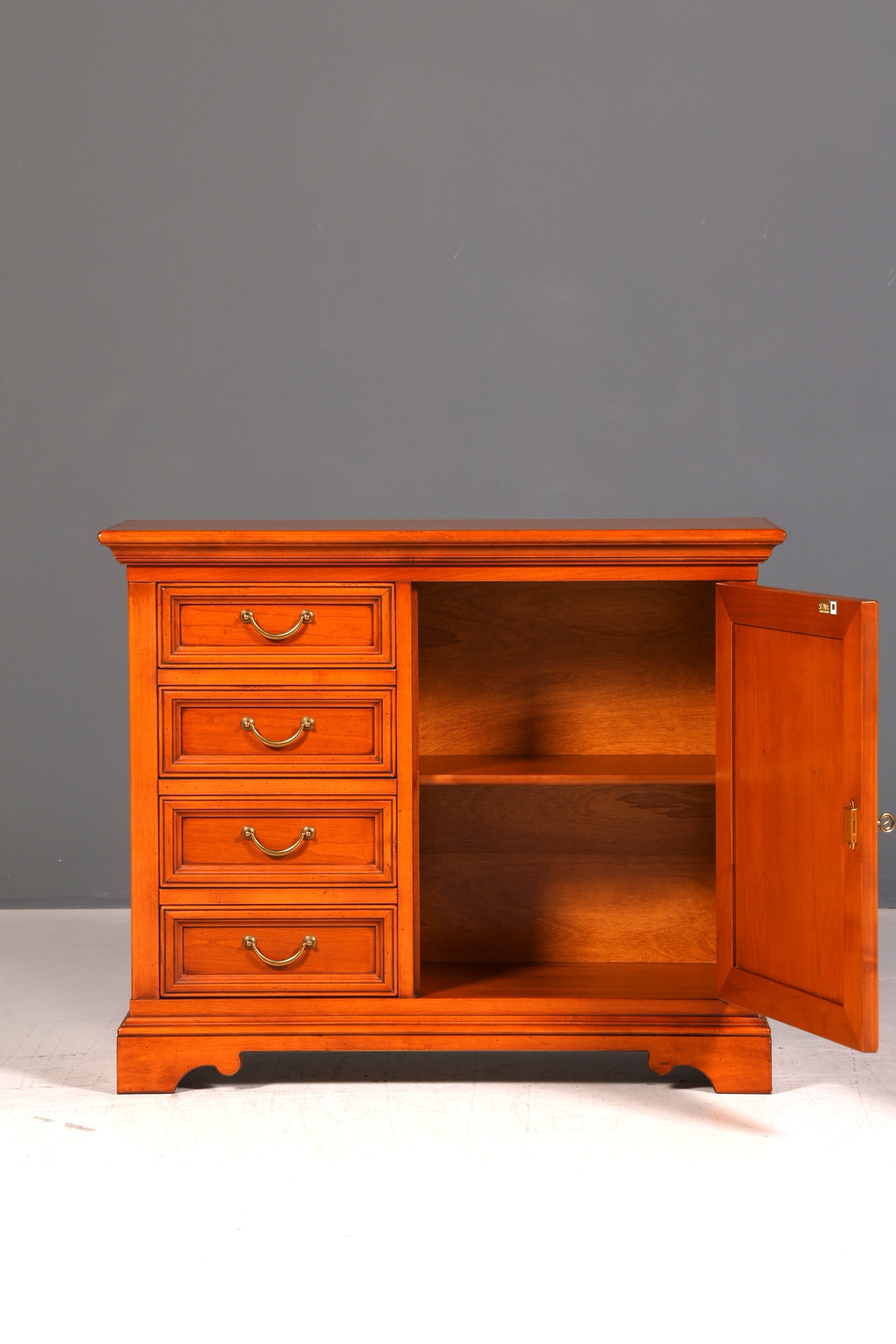 Wunderschöne Original Selva Kommode Villa Borghese Antik Stil Schrank Buffet Anrichte
