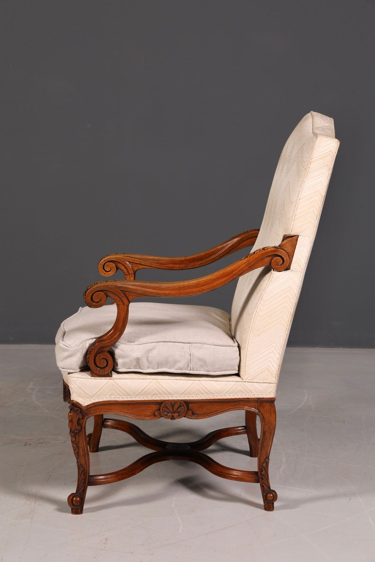 Edere Louis-Philippe-armleunstoel uit de Gründerzeit, antieke stoel, secretairestoel, gestoffeerde fauteuil, 2 van 2