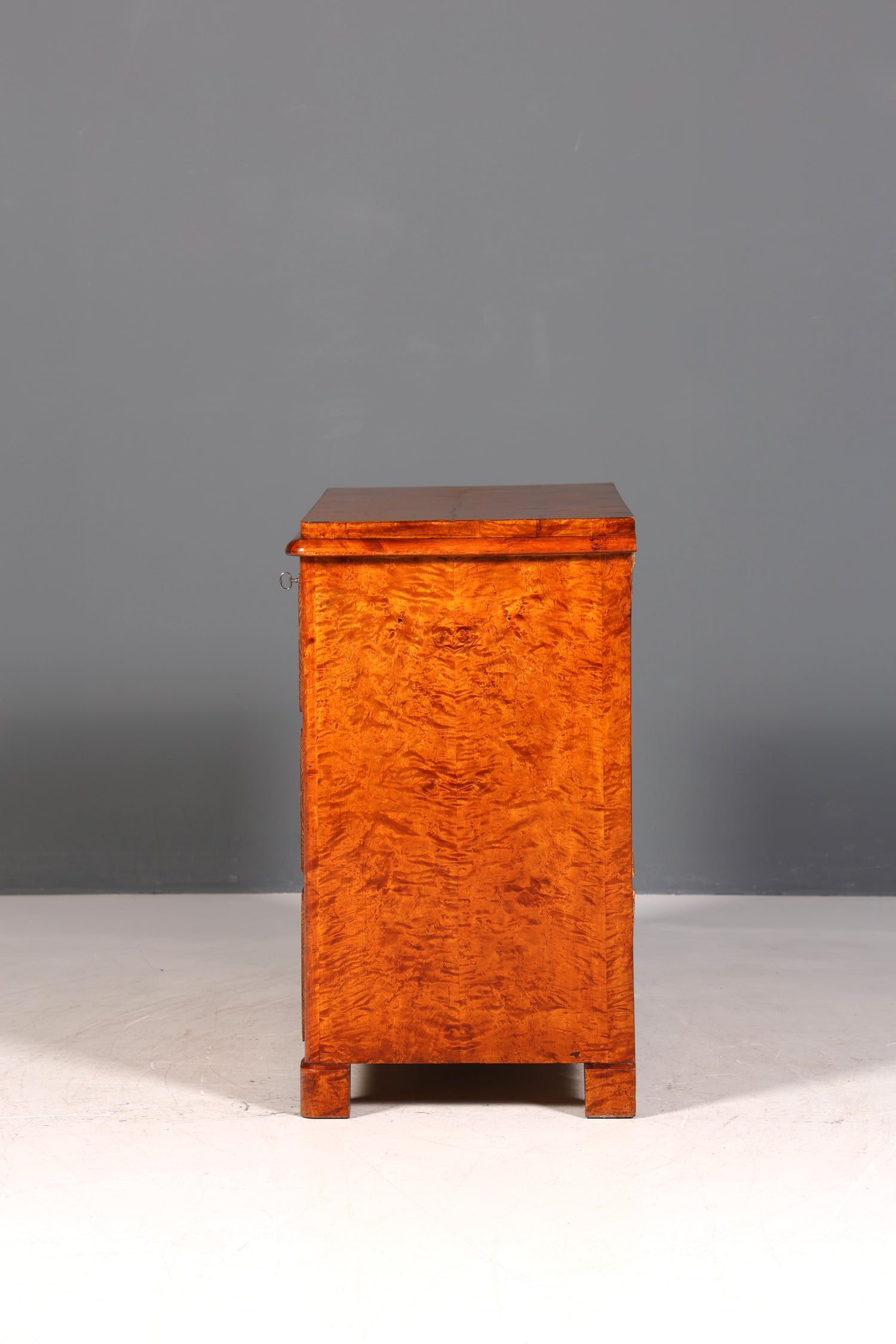 Beautiful Biedermeier Louis Philippe antique chest of drawers, linen chest