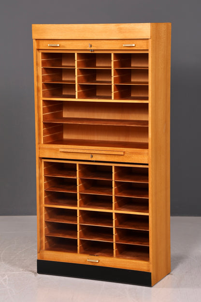 Stilvoller Mid Century Rollladenschrank Bauhaus Apothekerschrank Art Deco Büro Aktenschrank