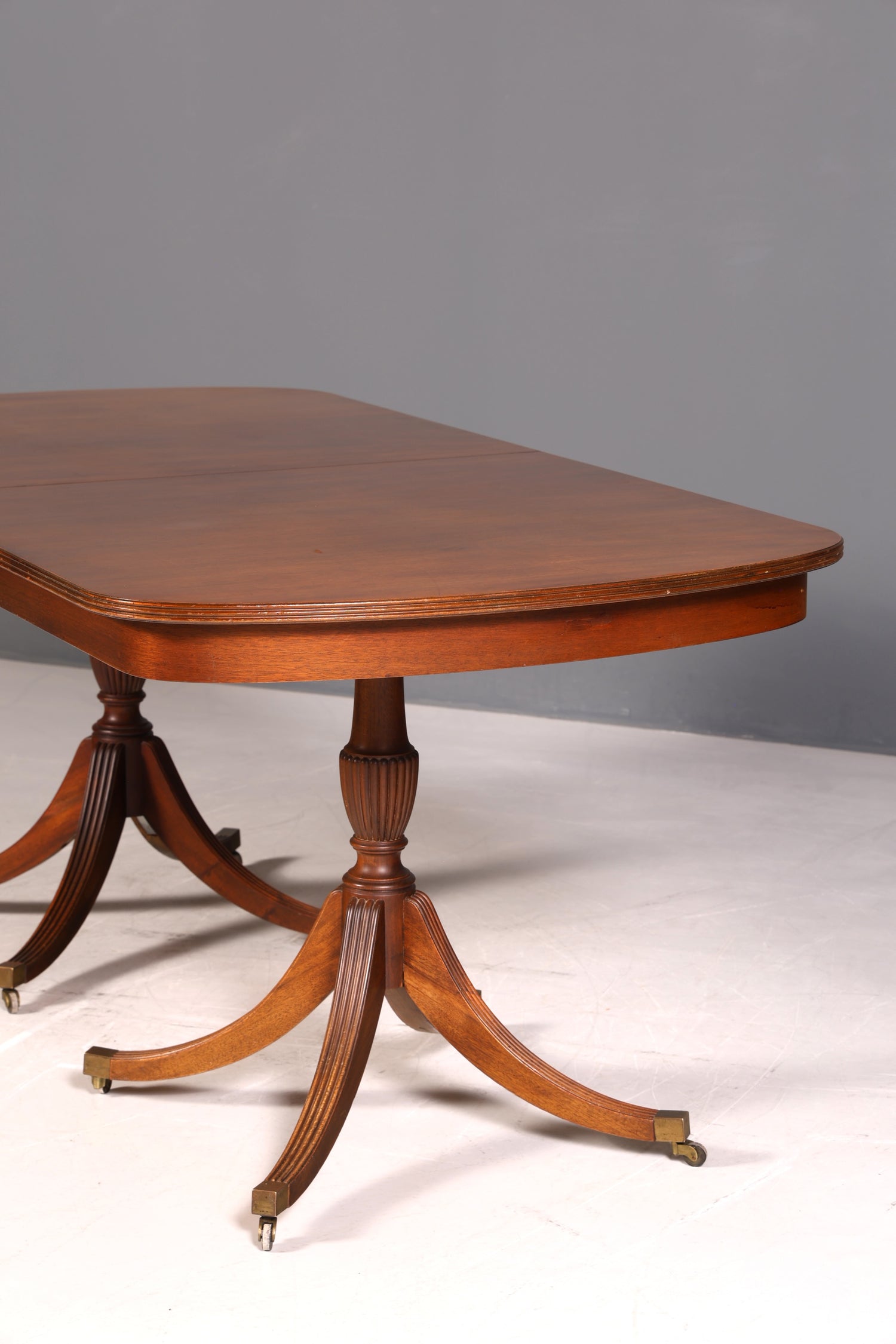 G114 Finish Wunderschöner Englischer Tisch ausziehbarer Esstisch Antik Stil 60s Küchentisch Eibe