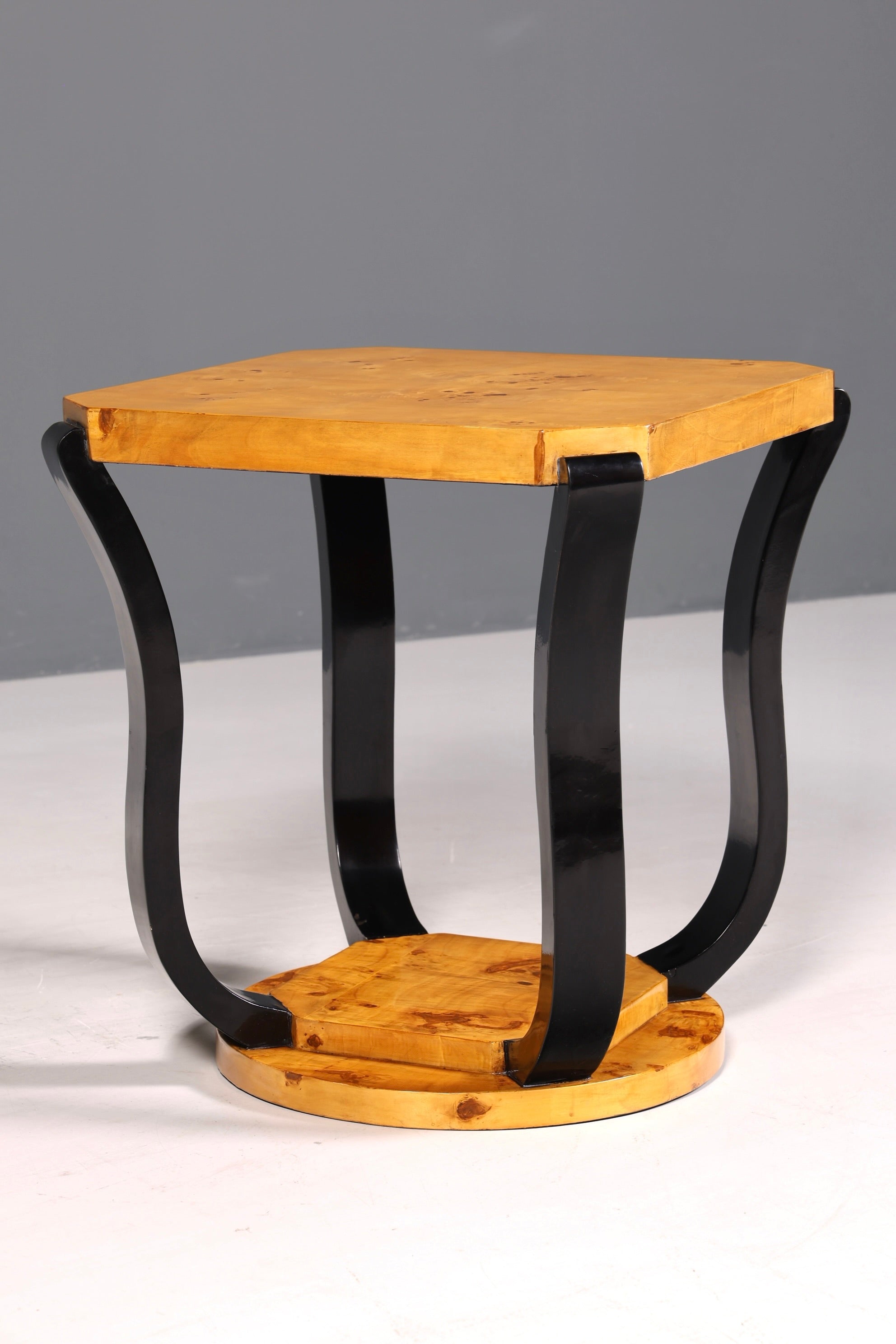 Wunderschöner Art Deco Design Beistelltisch Antik Stil Couchtisch Ablagetisch