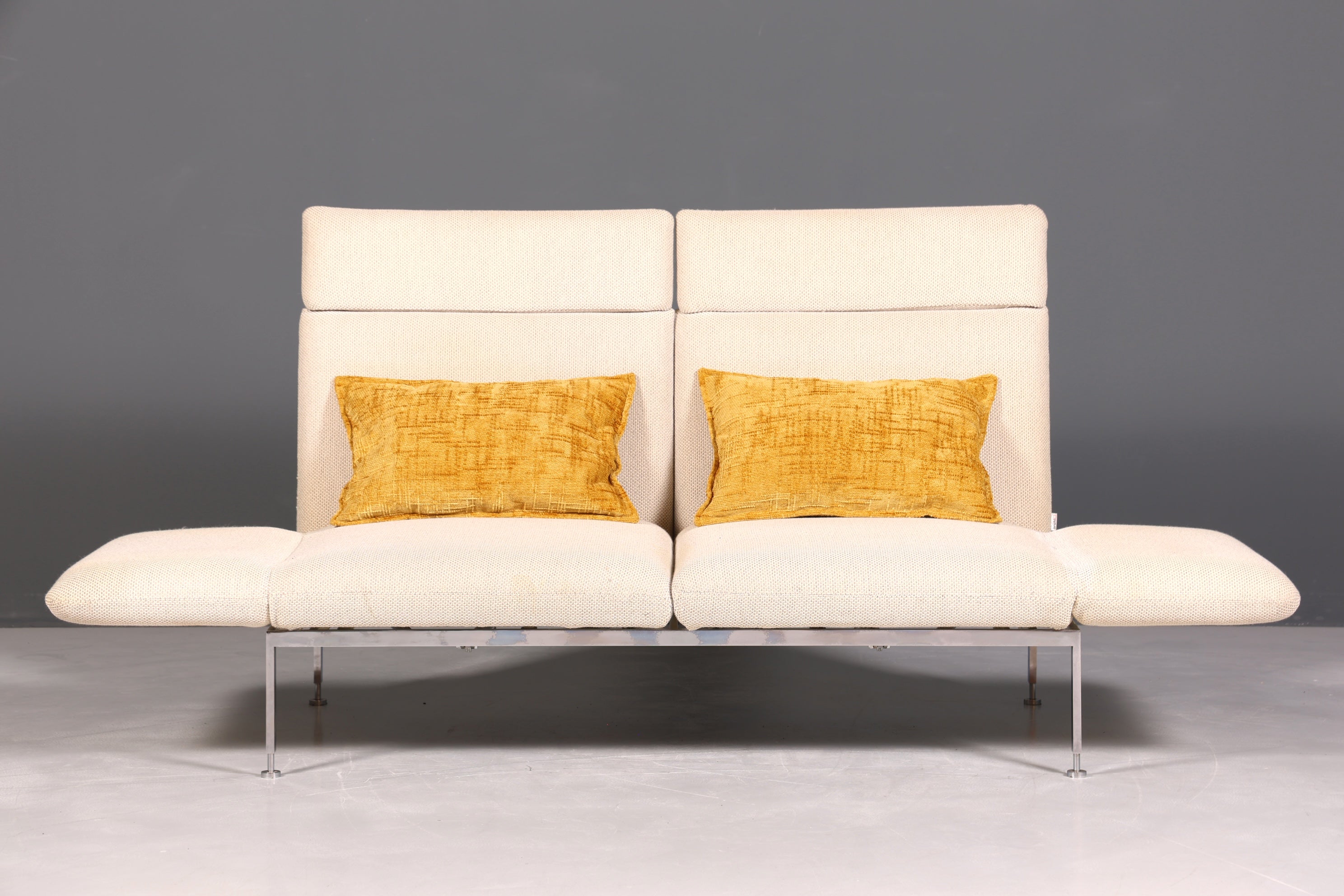 Wunderschönes Designer Brühl Roro Sofa 2 Sitzer Couch Schlafsofa Designed by Roland Meyer-Brühl Gästebett