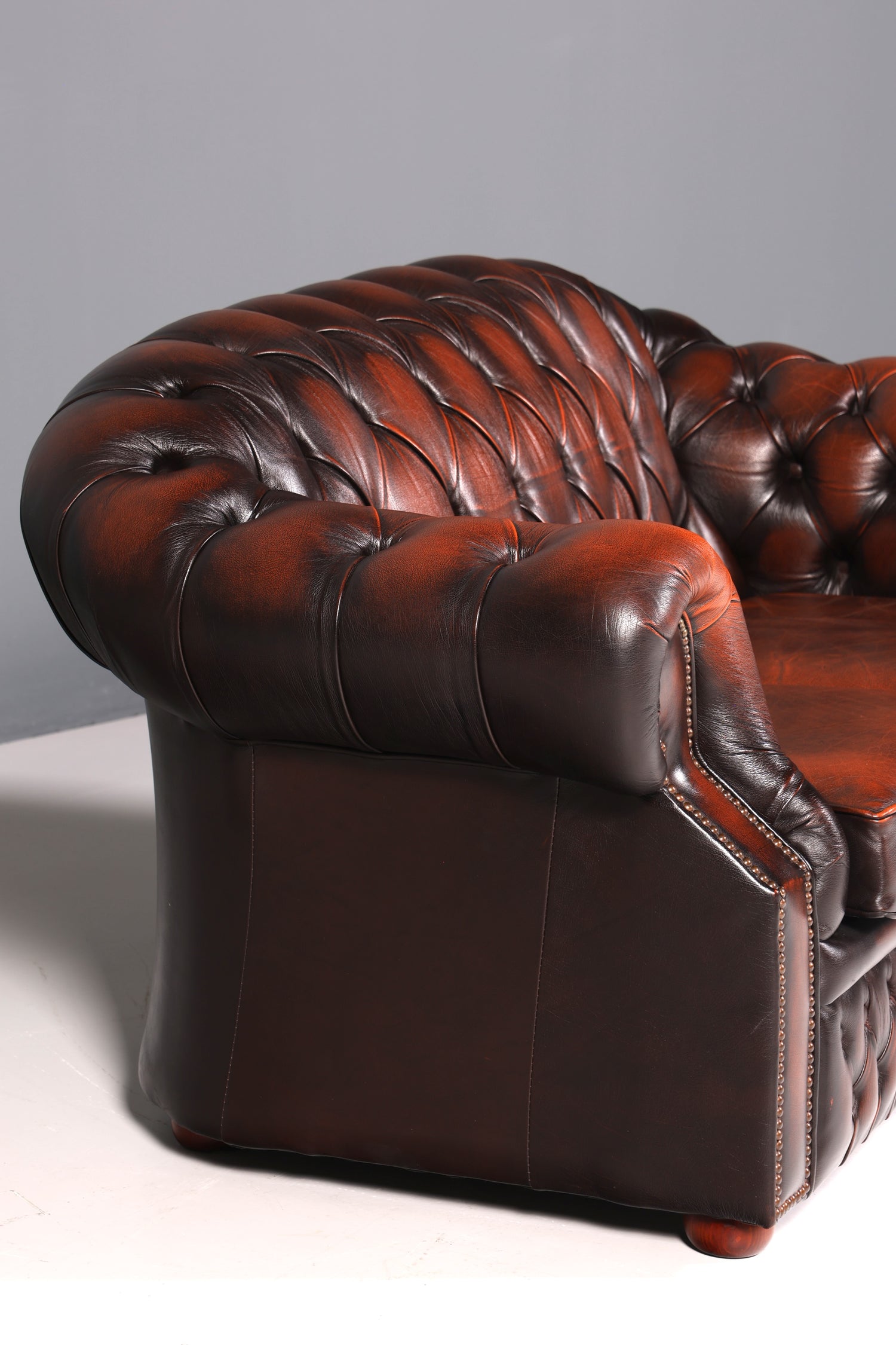 Wunderschöne Original Chesterfield Centurion 2-Sitzer Couch Englisches echt Leder Sofa UK