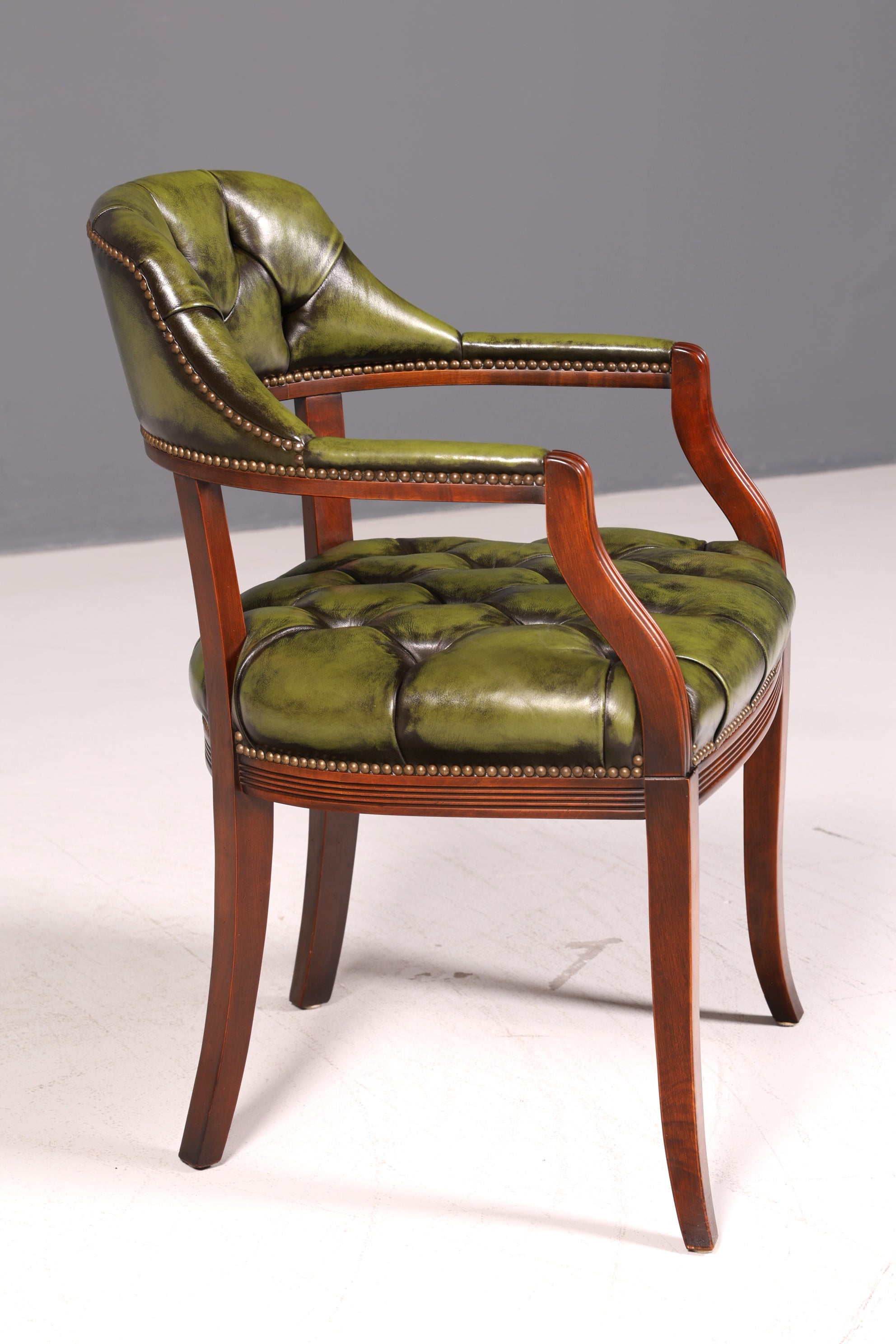 Stilvoller Chesterfield Stuhl Englischer Armlehnstuhl Echt Leder Bürostuhl Sekretär Antik Vintage