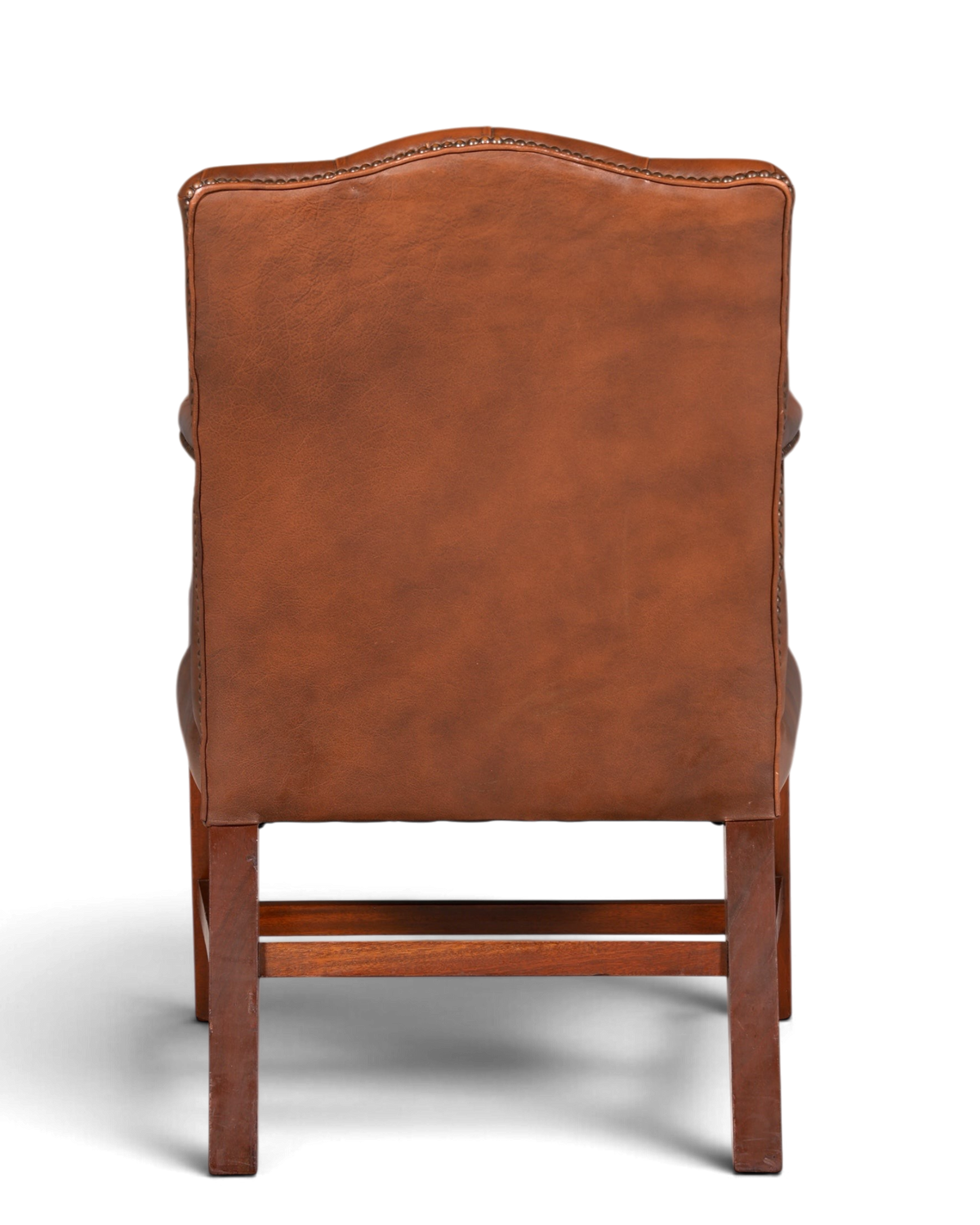 Hauptstadt Möblerei Chesterfield Armlehnstuhl aus braunem Echtleder mit Holzgestell, Rückansicht