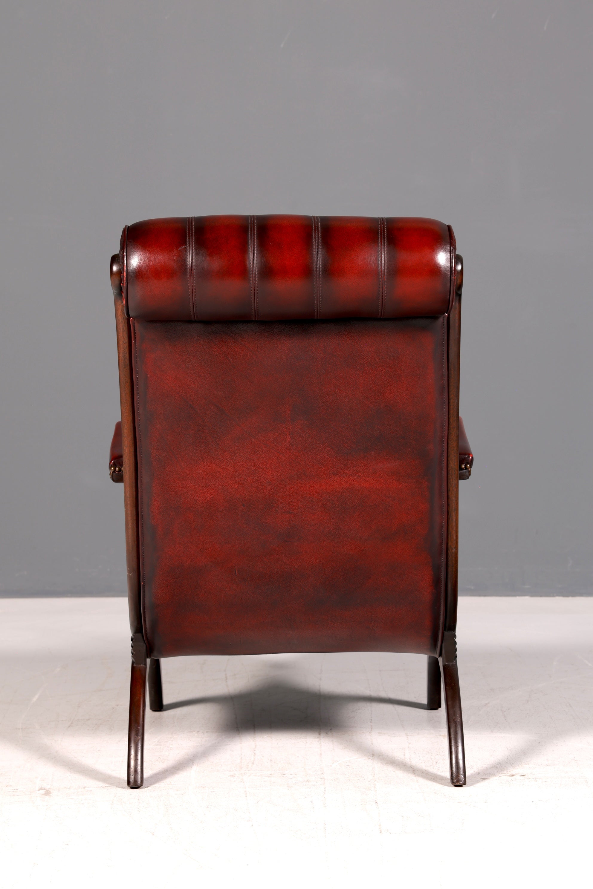 Stilvoller Original Chesterfield Slipper Sessel Englischer Armlehnsessel Oxblood Echt Leder Englisch Herrensessel UK