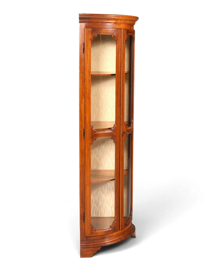 Hauptstadt Möblerei Original Selva Eckvitrine aus Holz im klassischen Antik-Stil mit geschwungener Glastür