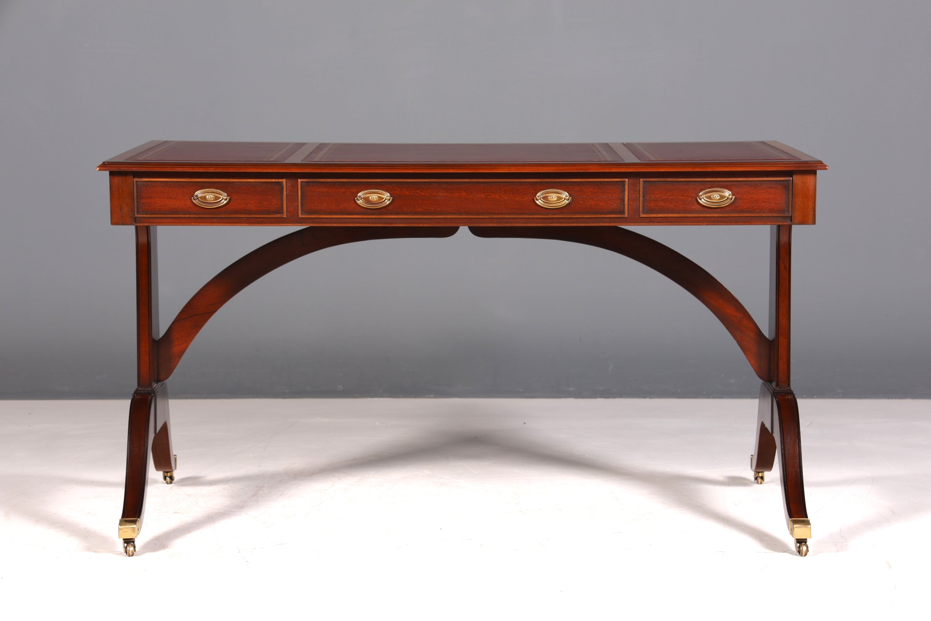 F959 Finish cm Filigraner Englischer Schreibtisch Englisch Desk Bürotisch 60s Office Table