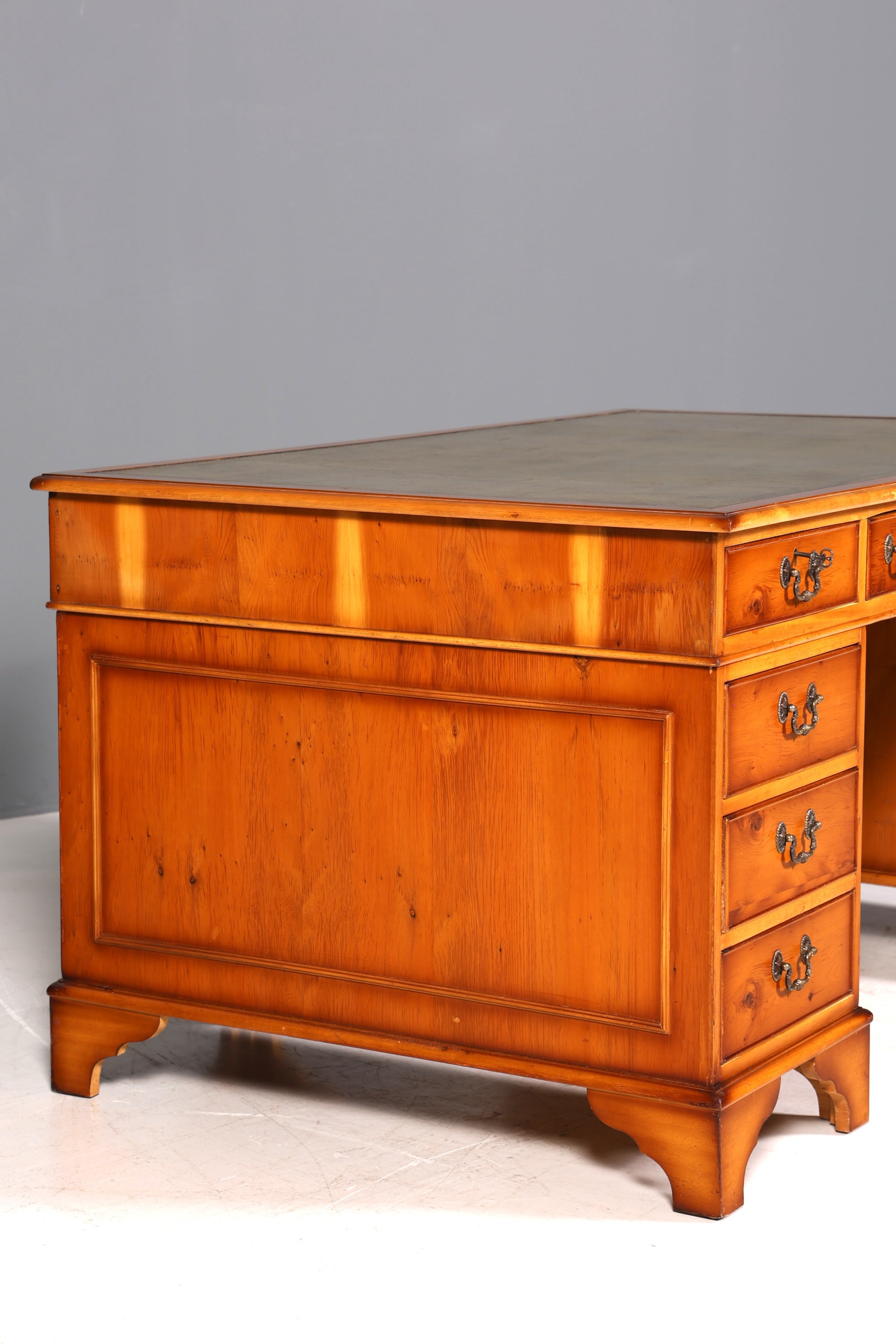Beautiful English desk, yew wood, leather top, antique style office desk
