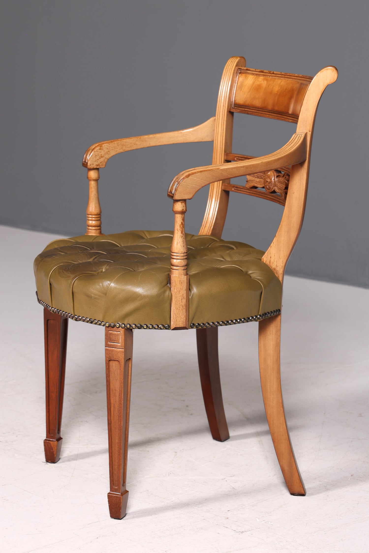 Wunderschöner Chesterfield Armlehnstuhl Anno Dom Sekretär Stuhl Englisch echt Leder Küchenstuhl 2 von 2