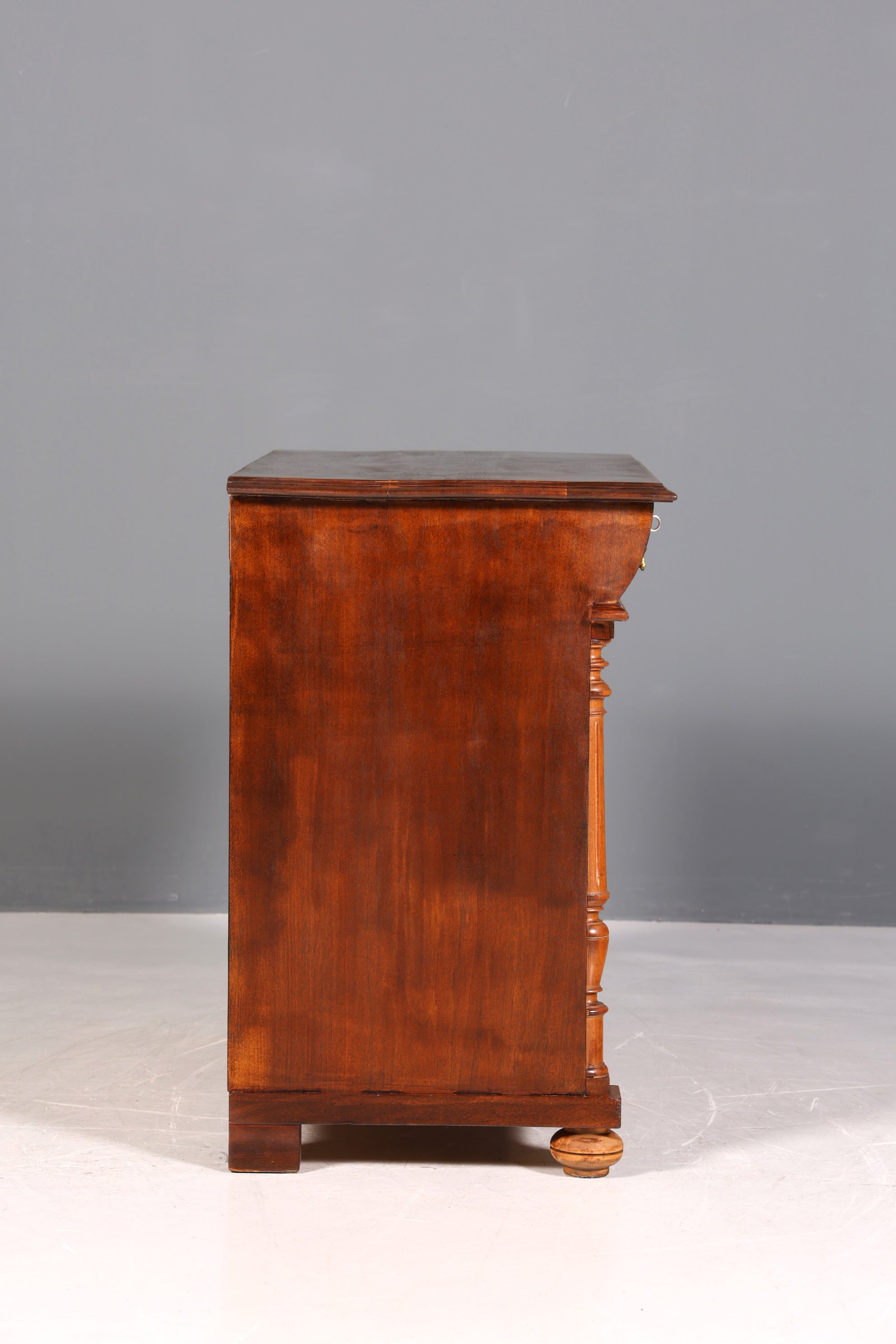 Beautiful Wilhelminian style chest of drawers Louis Philippe walnut drawers chest of drawers sideboard around 1880