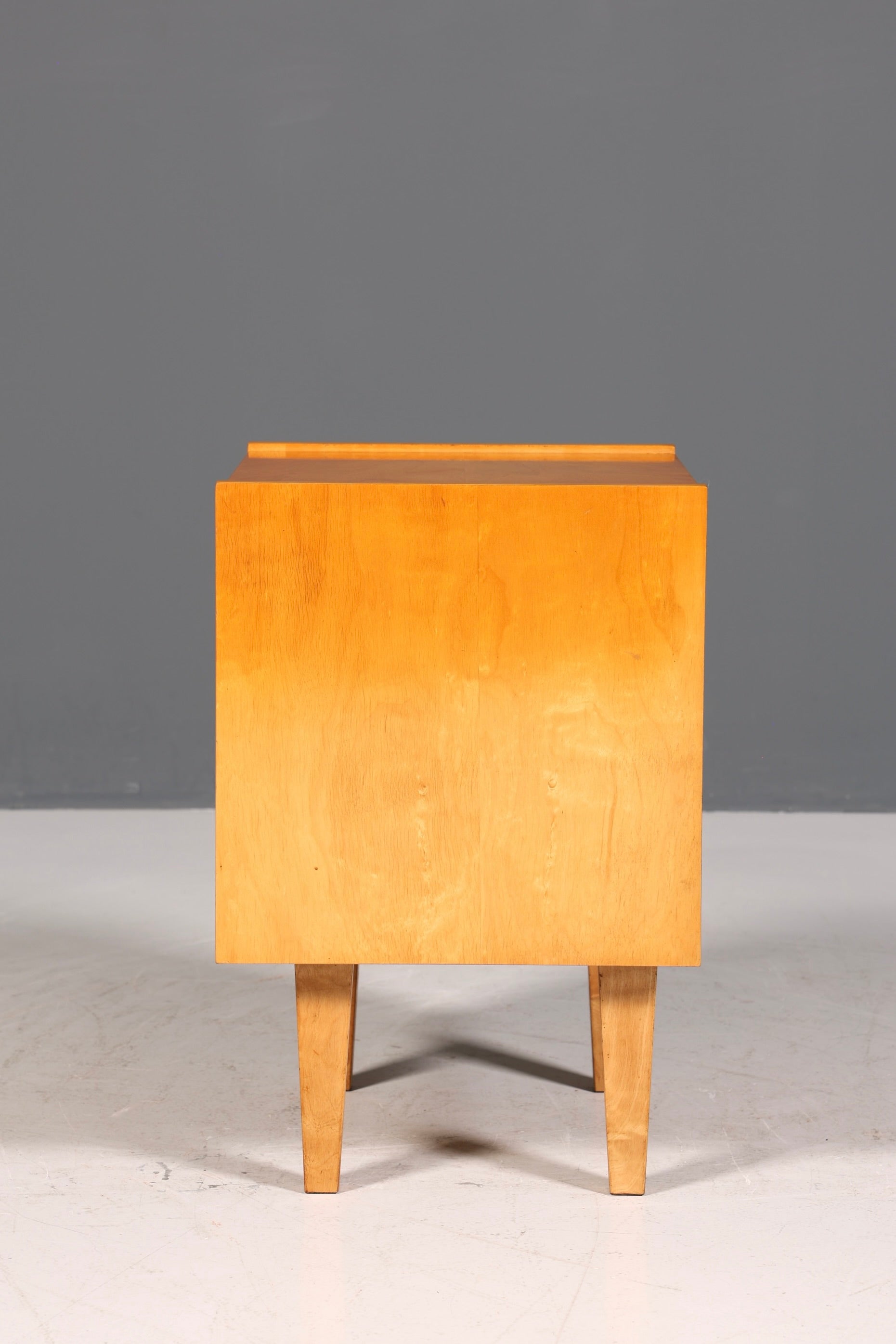 Schlichte Mid Century Kommode Vintage Klappschränkchen Danish Design Nachttisch 1 von 2