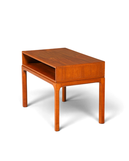Wunderschöner Aksel Kjersgaard Beisteltlisch Mid Century Ablage Tisch Teak Holz Danish Design Nachttisch