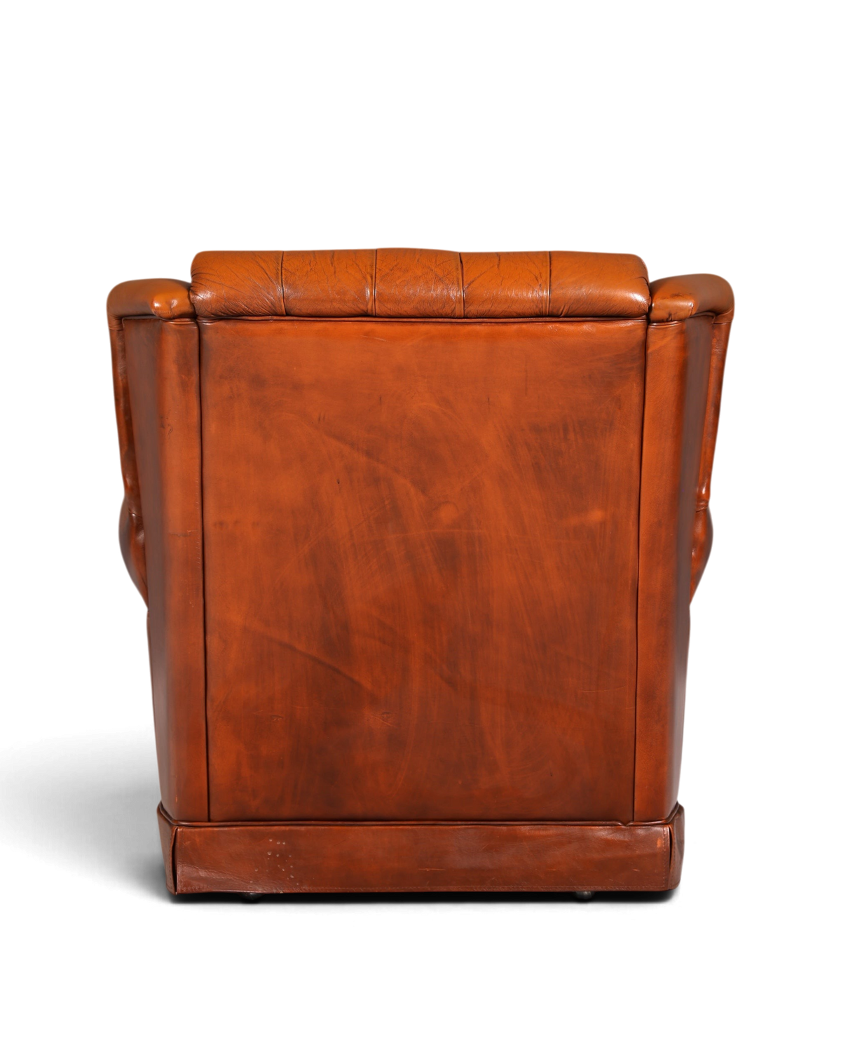 Hauptstadt Möblerei Chesterfield Sessel in cognacfarbenem Echtleder, Rückansicht des klassischen englischen Sessels
