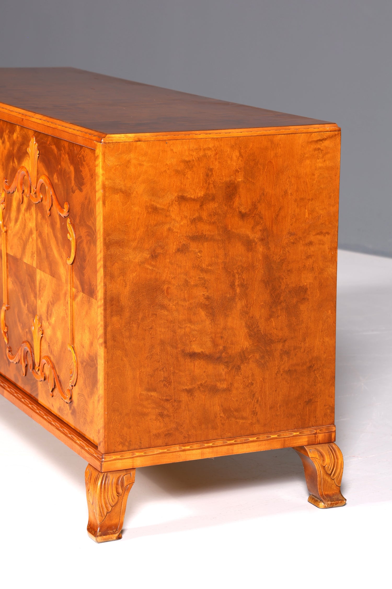 F833 Finish Wunderschönes Original Art Deco Sideboard Antik Schrank Birke TV Kommode um 1930