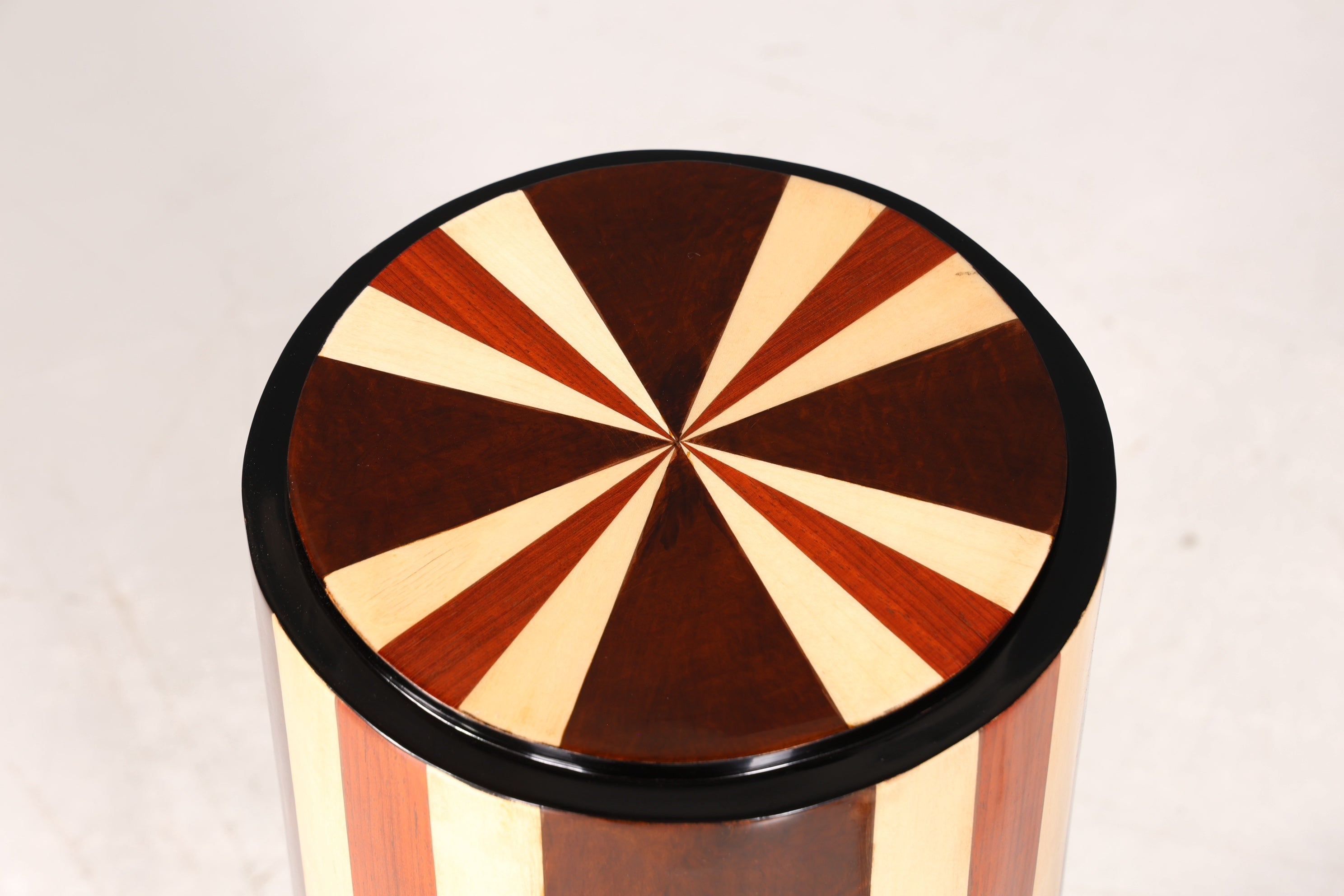 Wunderschöne Art Deco Design Säule Beistelltisch Ablagetisch