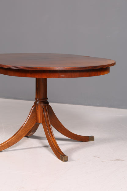 Beautiful English extendable dining table antique style 60s kitchen table mahogany