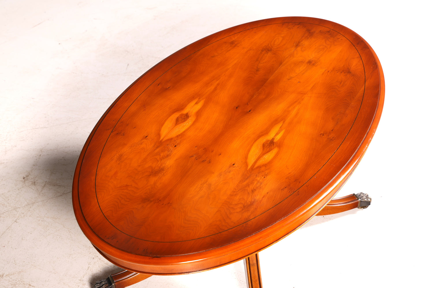 Traumhafter Englischer Couchtisch Oval Antik Regency Stil Ablagetisch Beistelltisch Massivholz