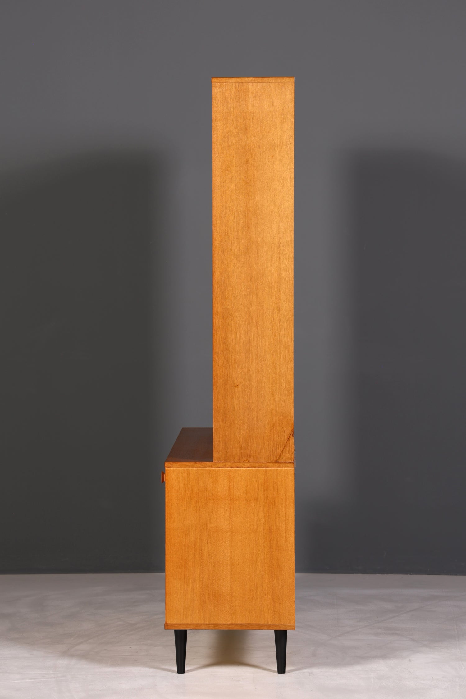 F895 Finish Traumhaftes Mid Century Regal echt Holz Schrank Danish Design Retro Kommode Vintage Bücherregal 60er Jahre