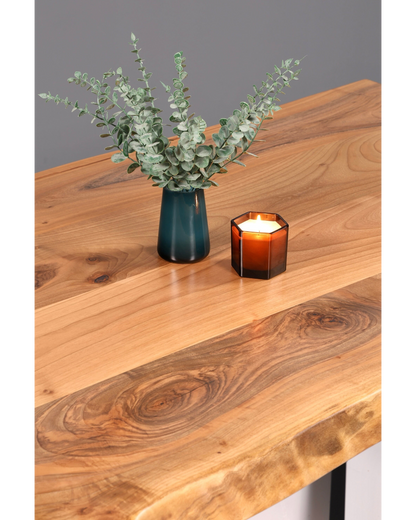 Traumhafter Nussbaum Tisch 140cm-100cm Esszimmer Tisch Baumkanten Platte Massiv Holz Küchentisch