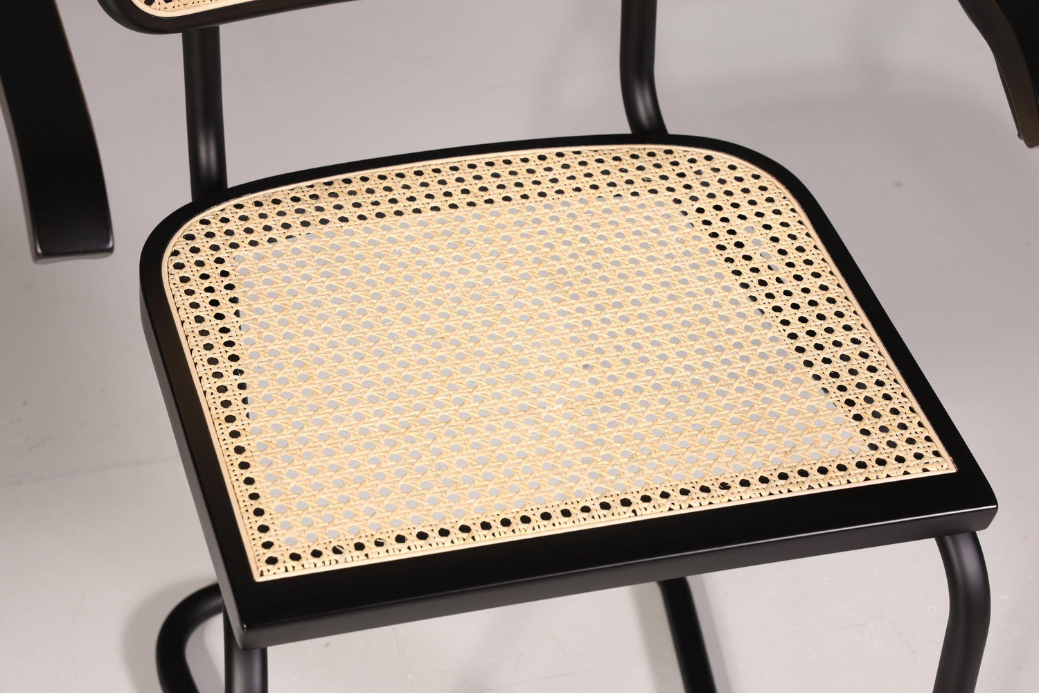 Freischwinger Armlehnstuhl "Milano" Made in Italy Schwarz Korbgeflecht Stuhl Wippstuhl Sekretär Stuhl Küchenstuhl