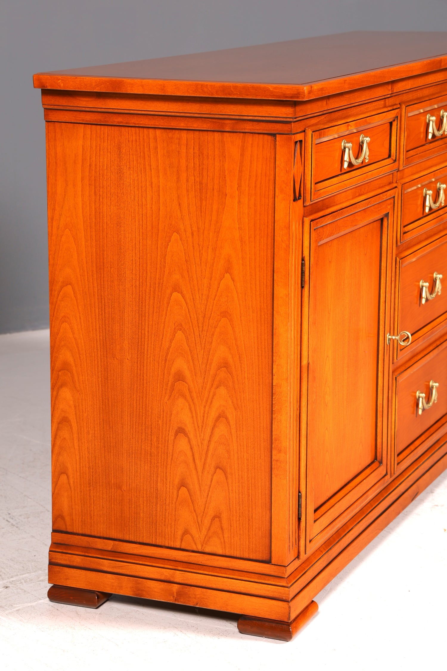 Wunderschönes Original Selva Sideboard Villa Borghese Antik Stil Schrank Kommode Buffet Anrichte