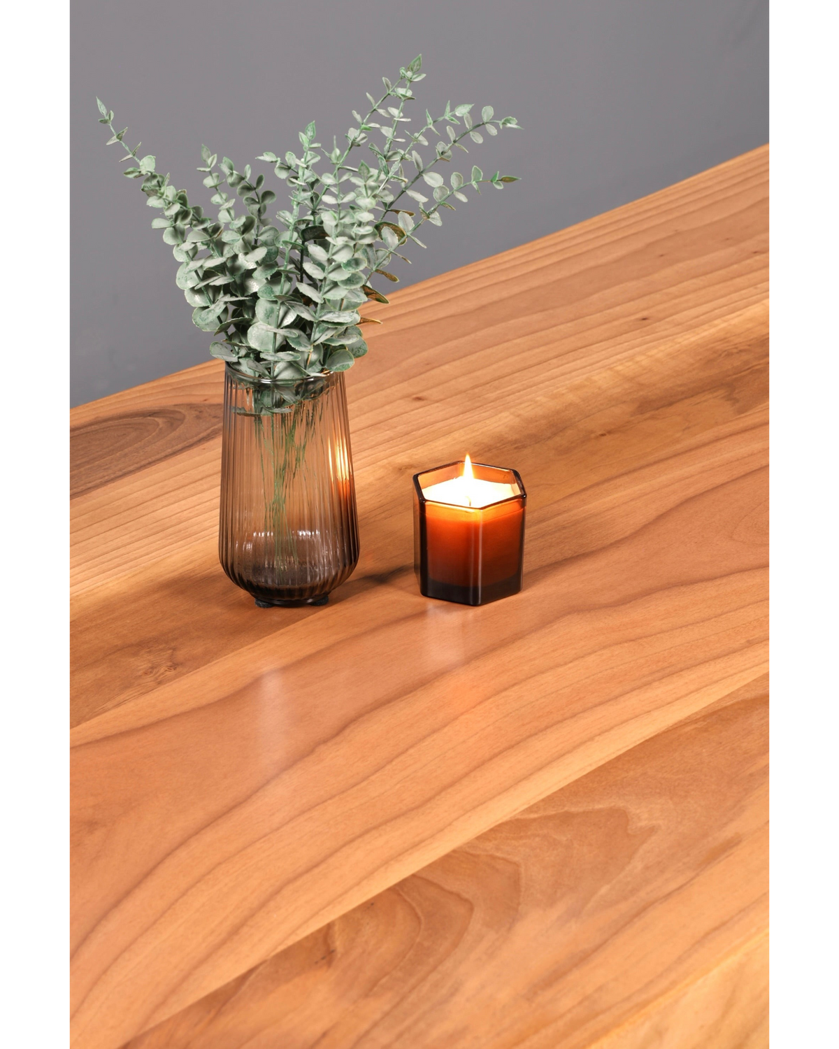 Traumhafter Nussbaum Tisch 200cm-100cm Esszimmer Tisch Baumkanten Platte Massiv Holz Küchentisch