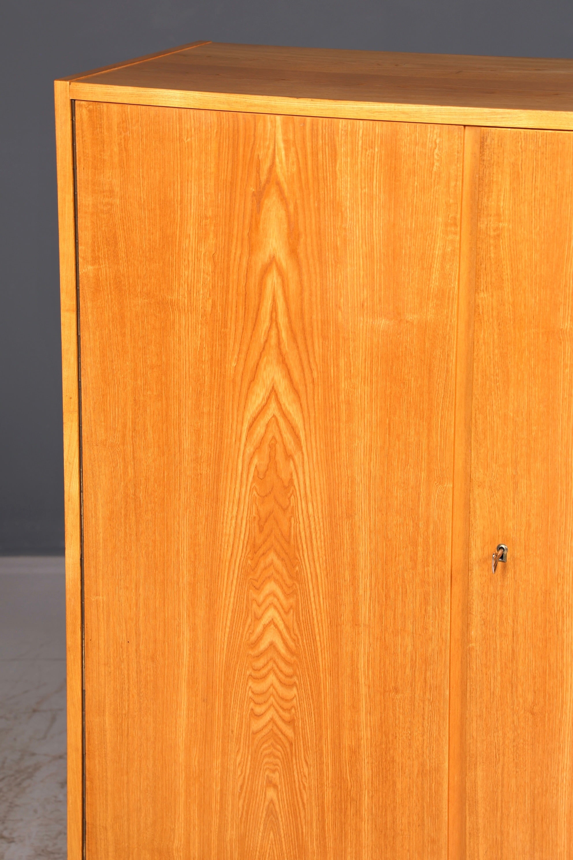 Wunderschöner Original Hellerau Schrank Kommode Mid Century Regal Franz Ehrlich 602 Vintage Highboard