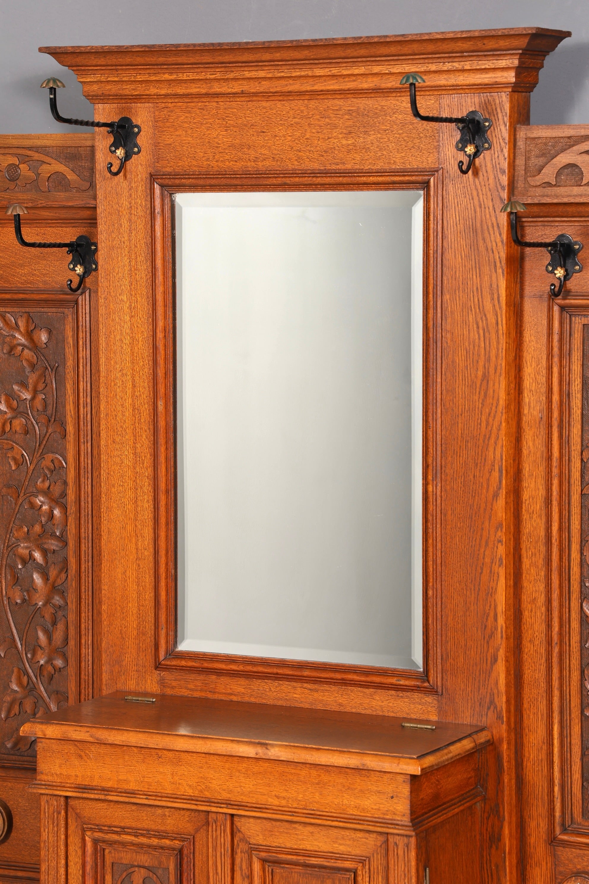 Traumhafte Jugendstil Garderobe Flurgarderobe Eiche Antik Kleiderwand mit Spiegel Dielenmöbel Wandgarderobe