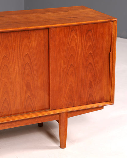 Prachtig Dyrlund-dressoir van teak, Deens mid-centurydesign, vintage kast en commode