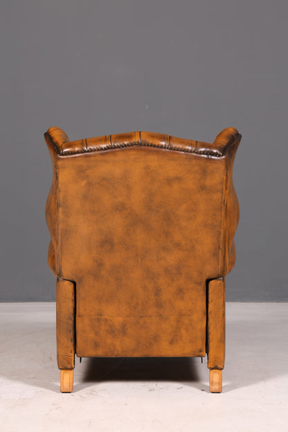 Prachtige originele Chesterfield-oorfauteuil van echt Engels leer, herenfauteuil, relaxfauteuil met ligfunctie, vintage