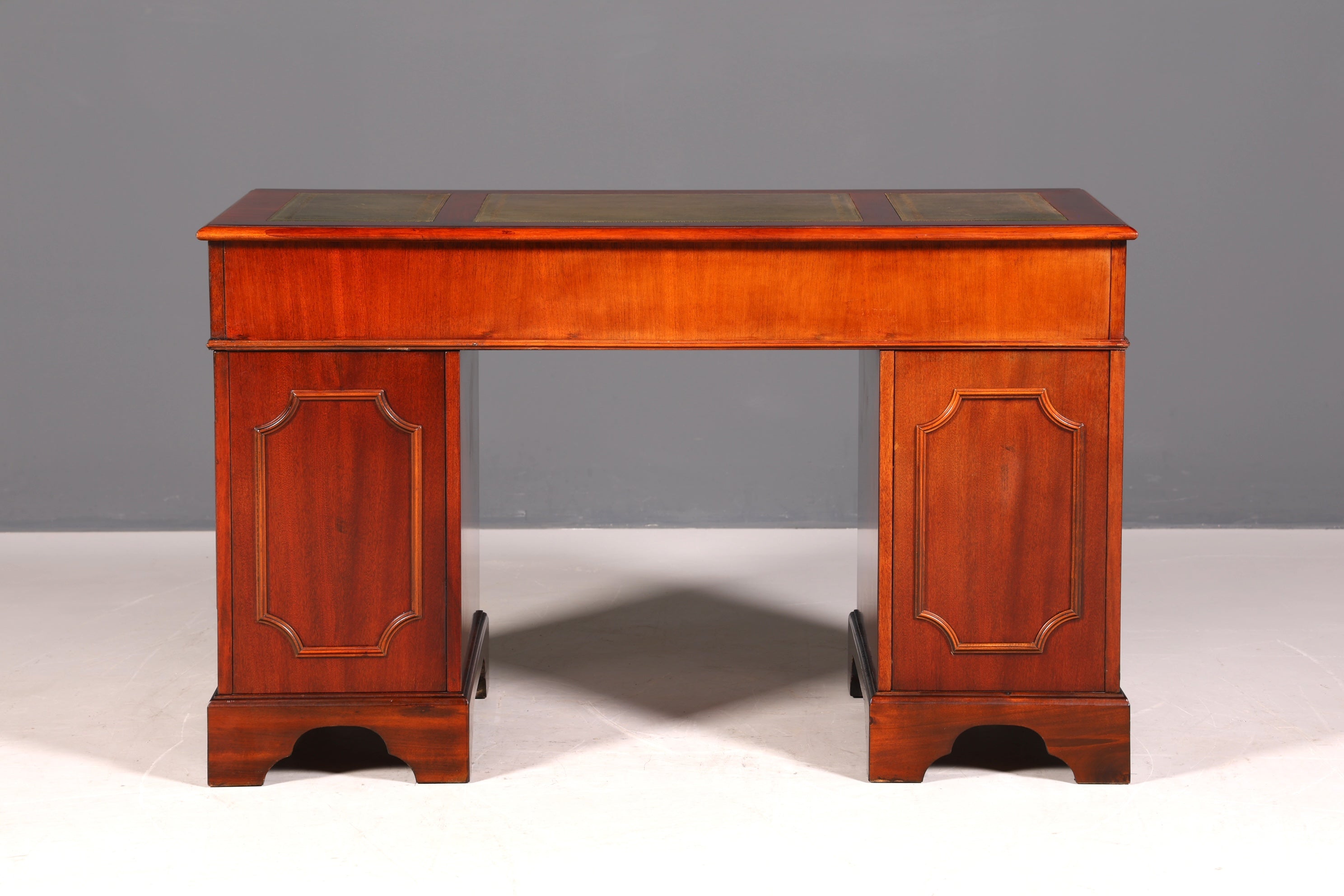 Wunderschöner Englischer Schreibtisch echt Lederauflage Bürotisch Antik Stil Office Desk