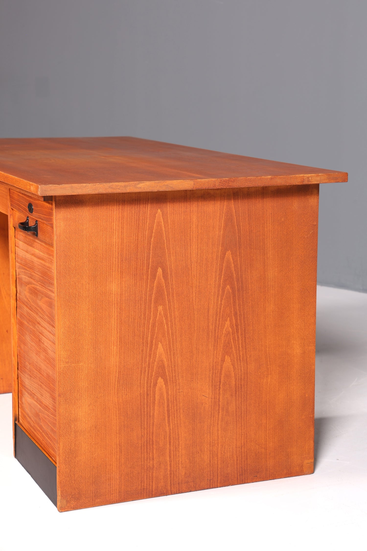 Wunderschöner Bauhaus Rollladen Schreibtisch Mid Century echt Holz Bürotisch Office Table