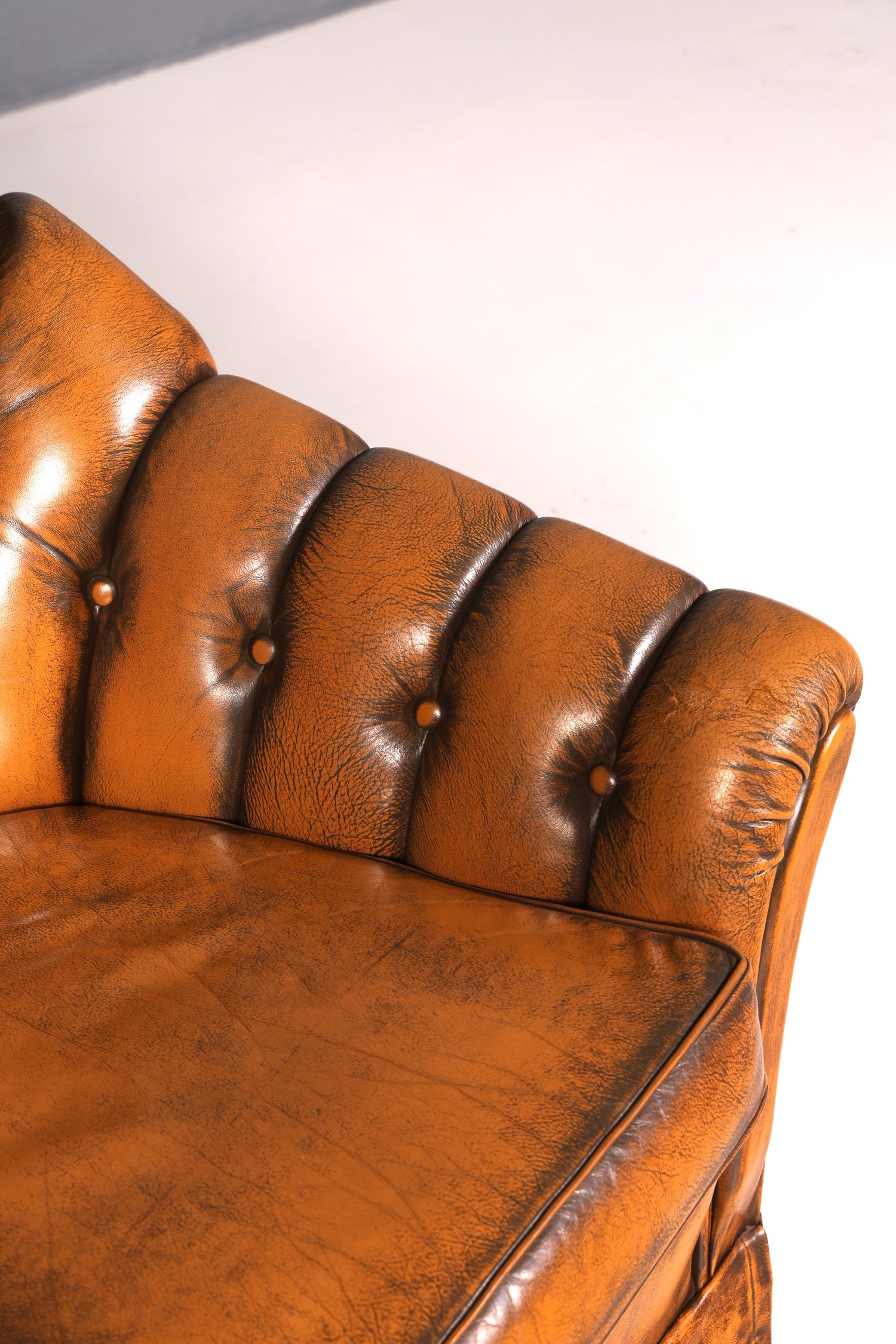 G152 Finish cm Stilvoller Original Chesterfield Sessel Englischer Armlehnsessel Englisch Herrensessel (Kopie)